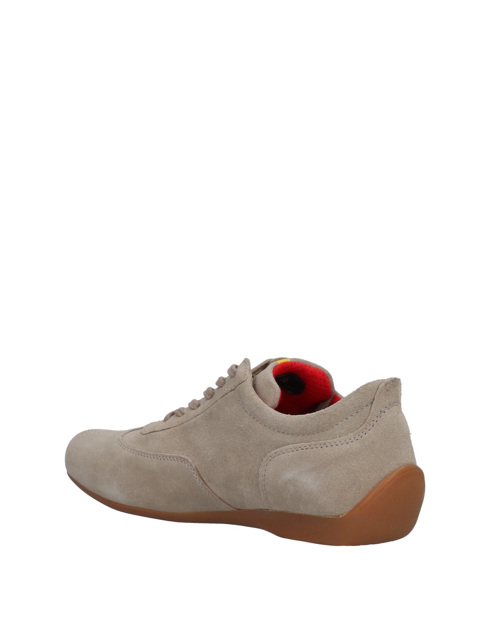 Sneakers & Tennis shoes basseSabelt in Pelle scamosciata da Uomo colore  Neutro | Lyst