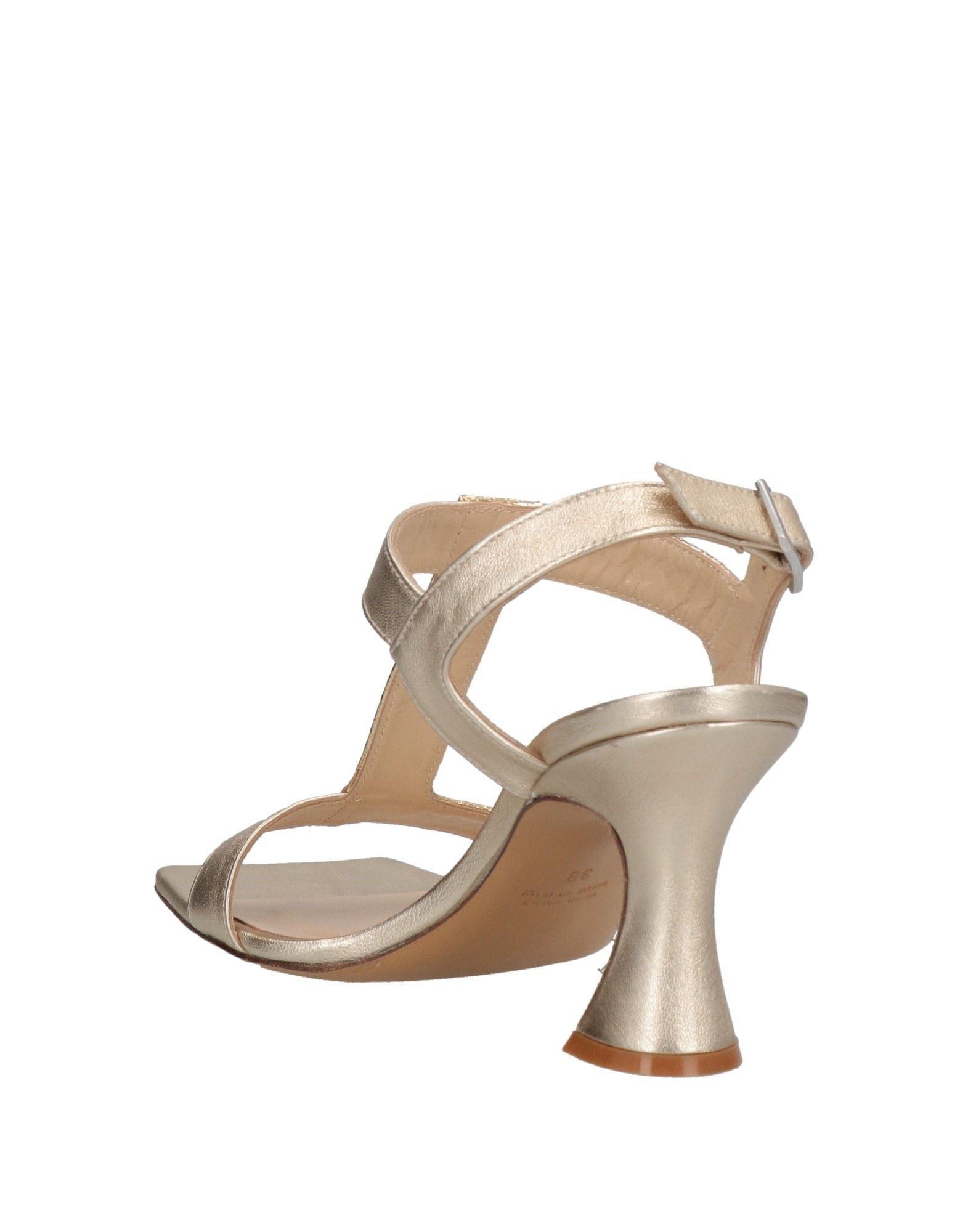 LE FABIAN Sandals in Natural | Lyst