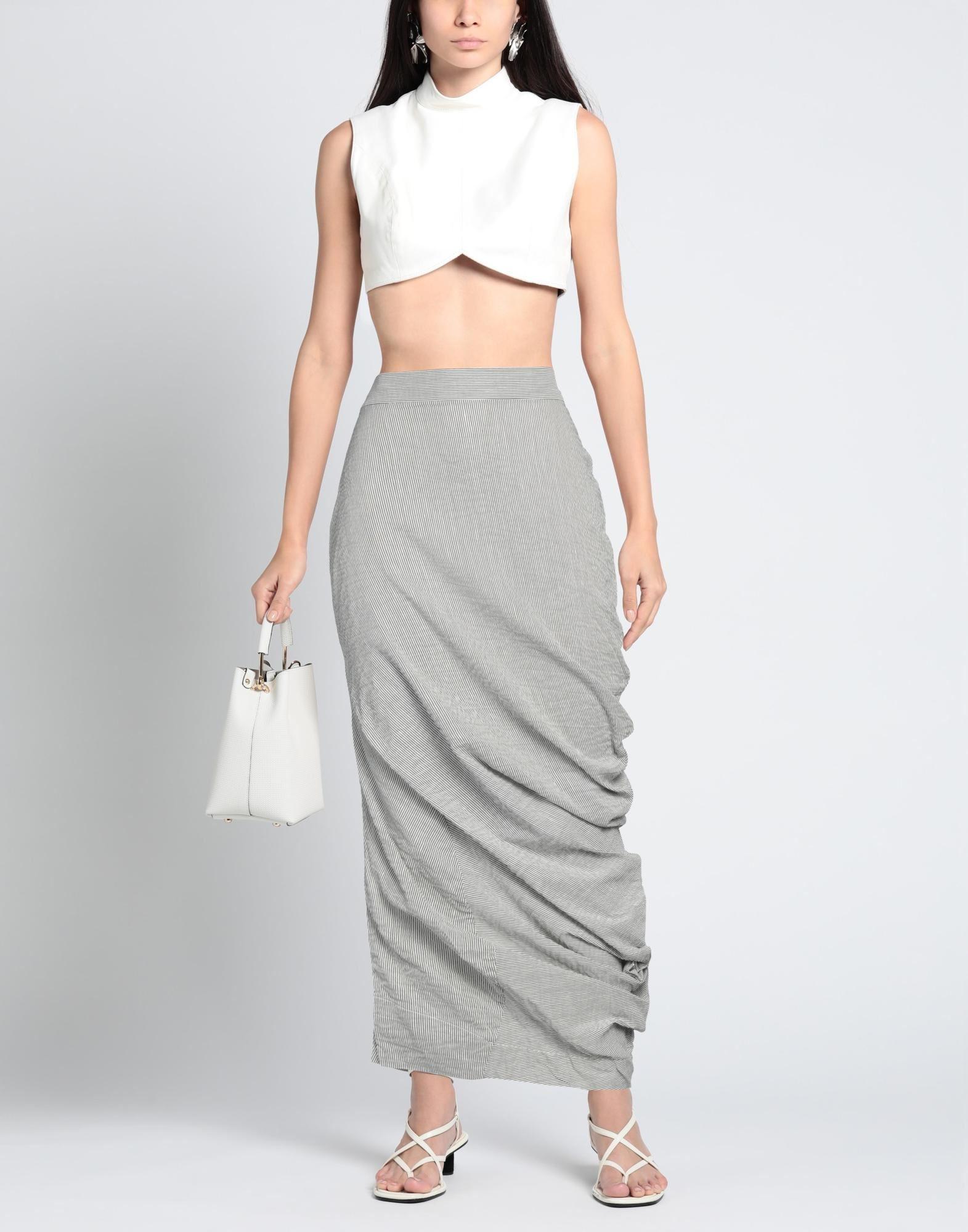 Maxi skirt gray top