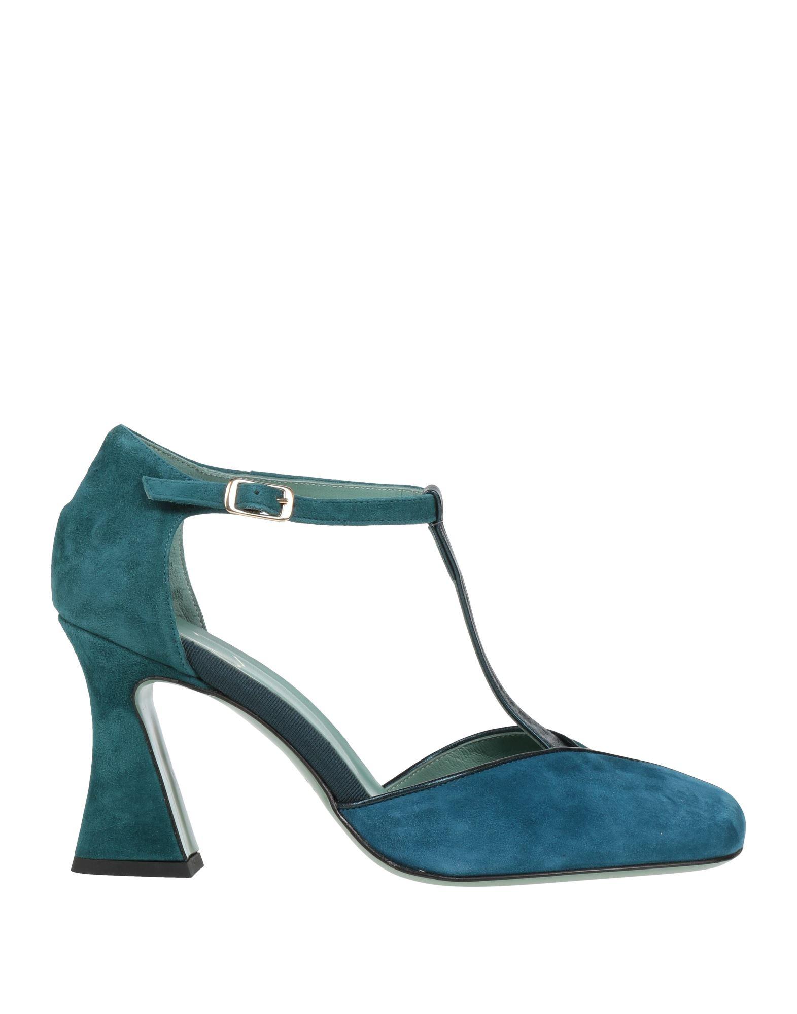 Paola D'arcano Pump shoes for Women | Online Sale up to 78