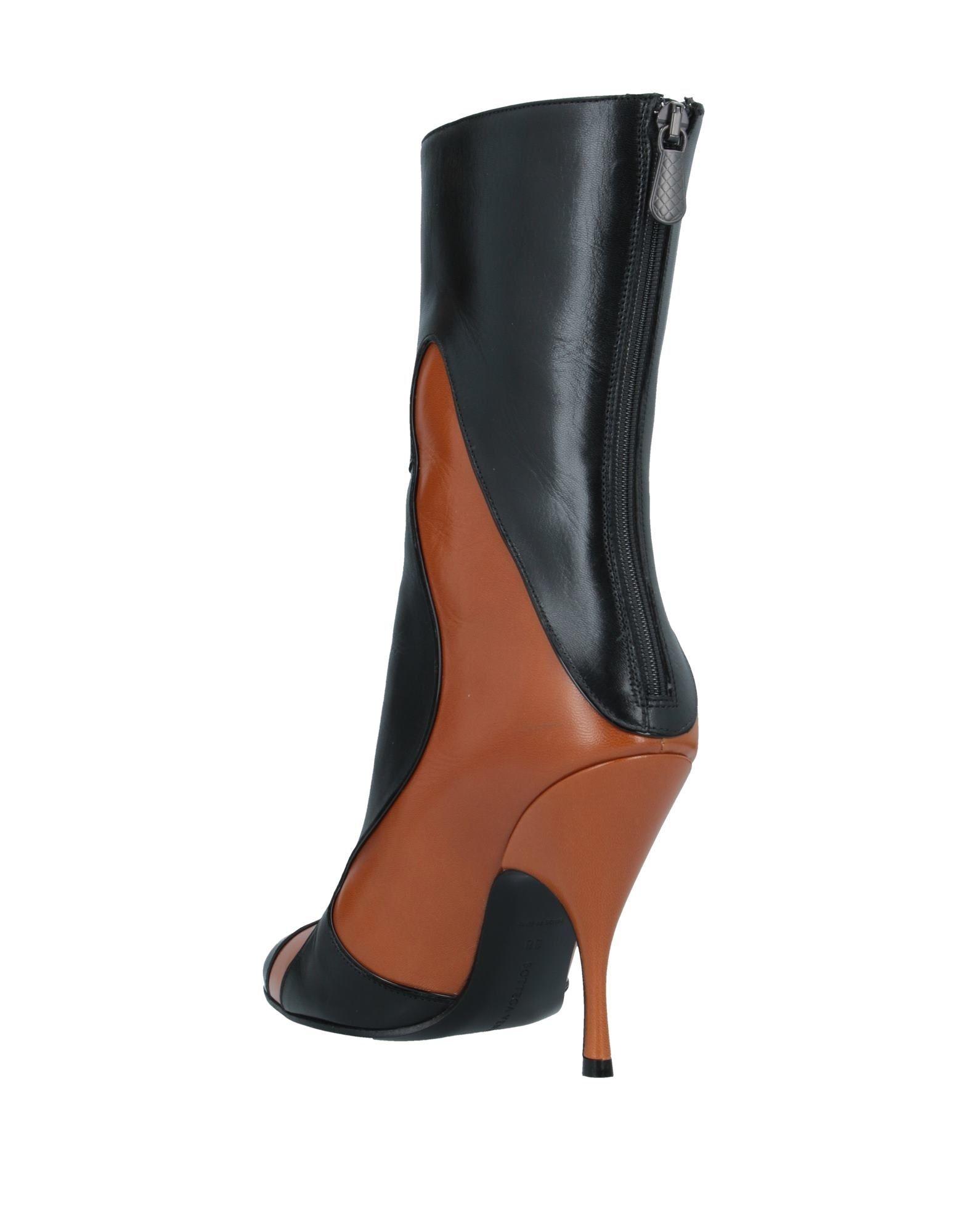 Bottega Veneta Leather Ankle Boots in Brown - Lyst