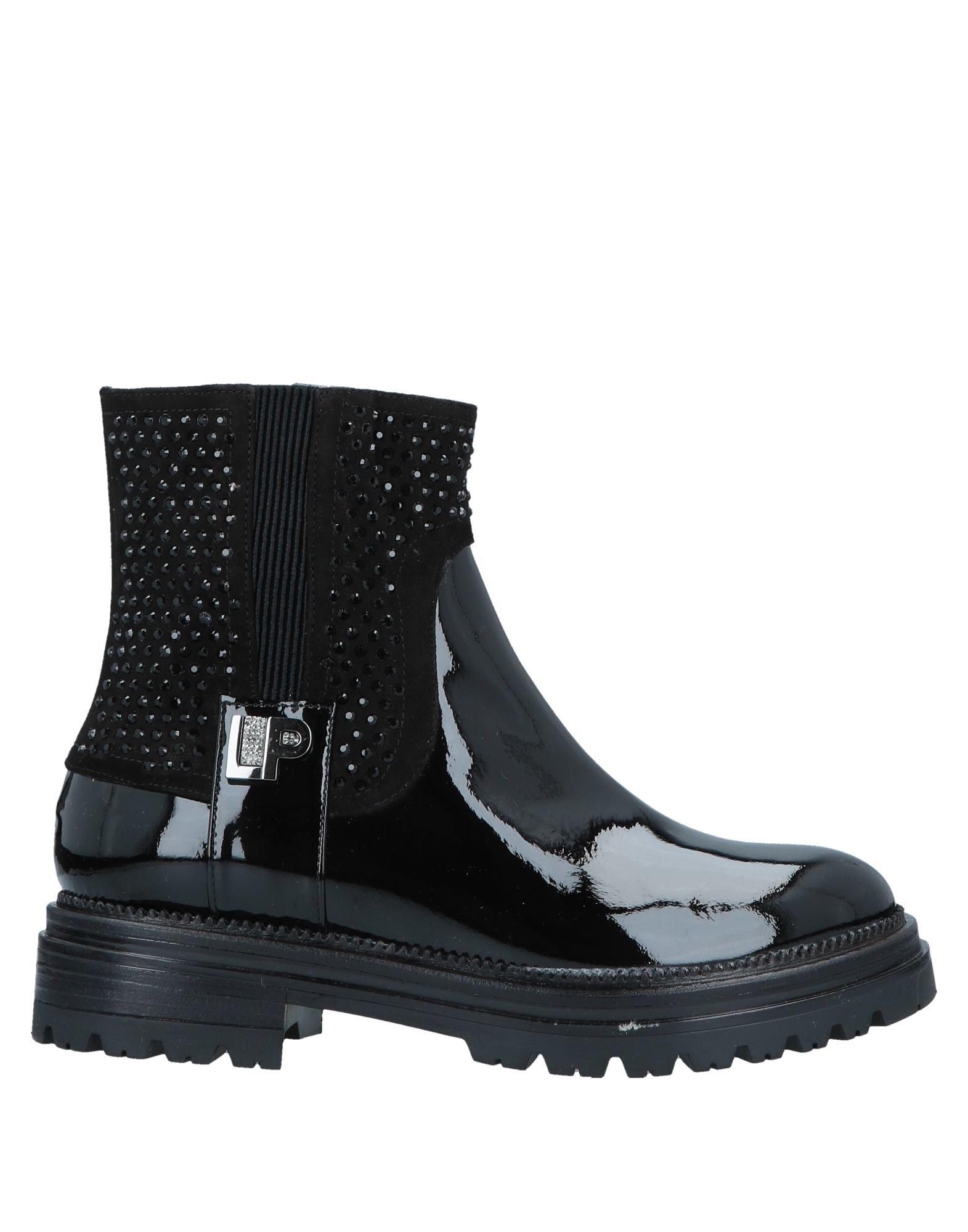 Loretta Pettinari Ankle Boots in Black - Lyst