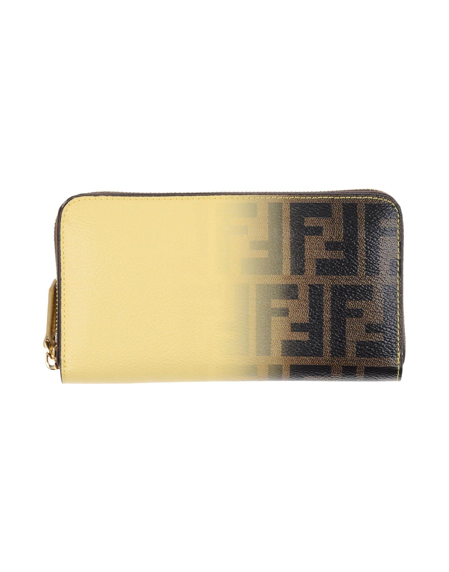 versace snowy lens