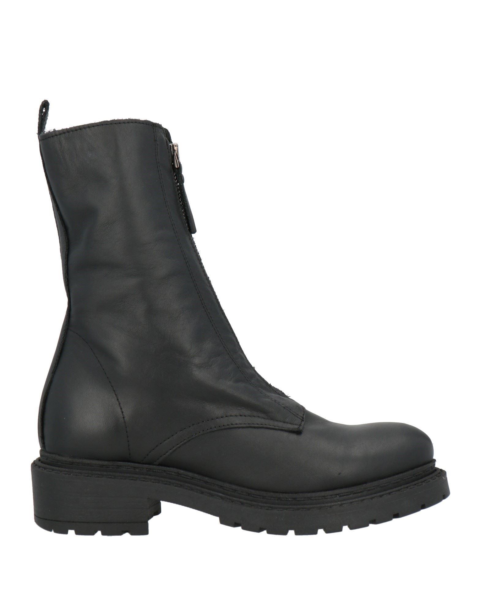 VOLTA 49 Stiefelette in Schwarz Lyst AT