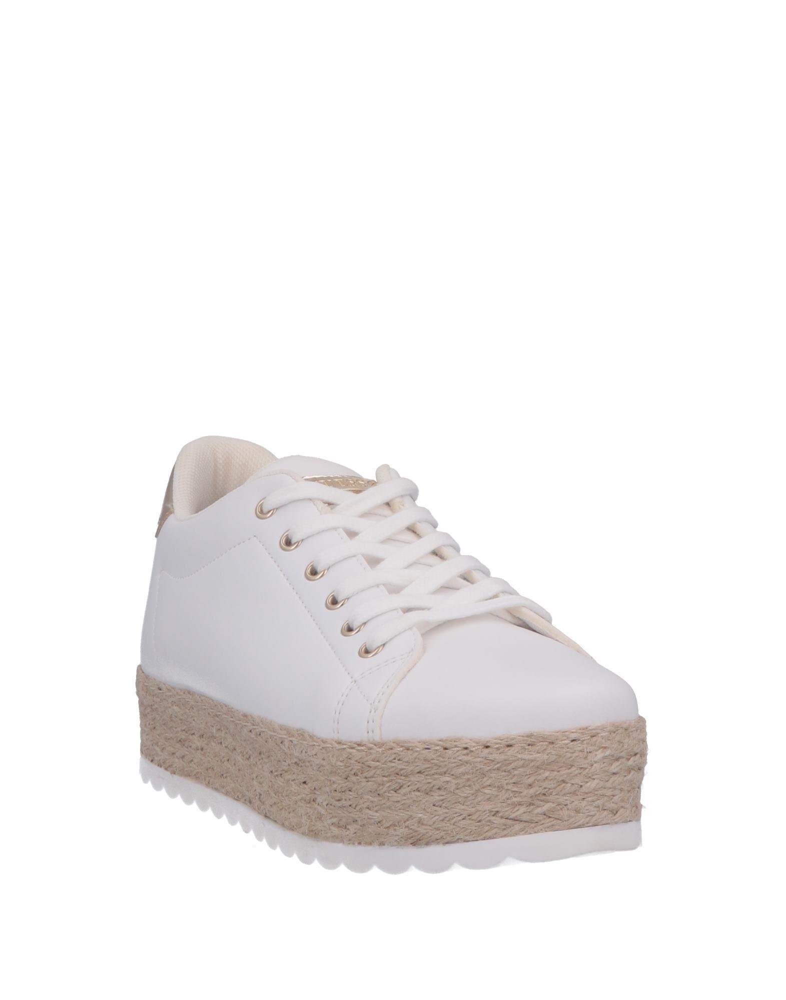 guess white sneakers women's