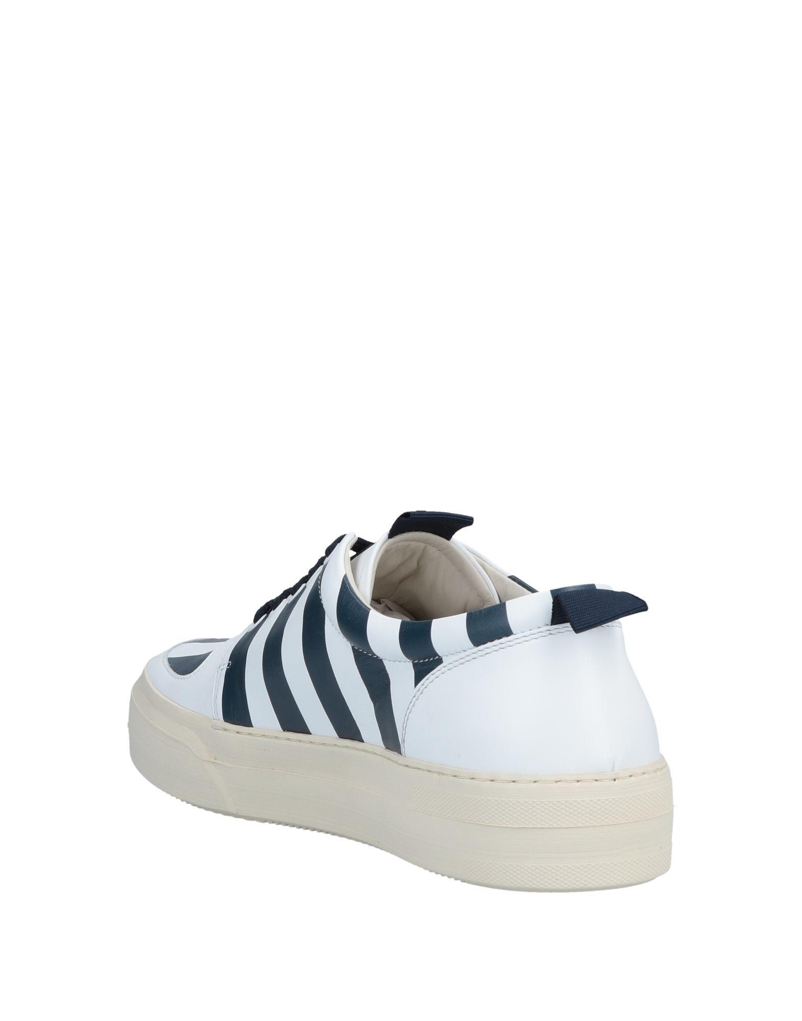 white low top mens shoes