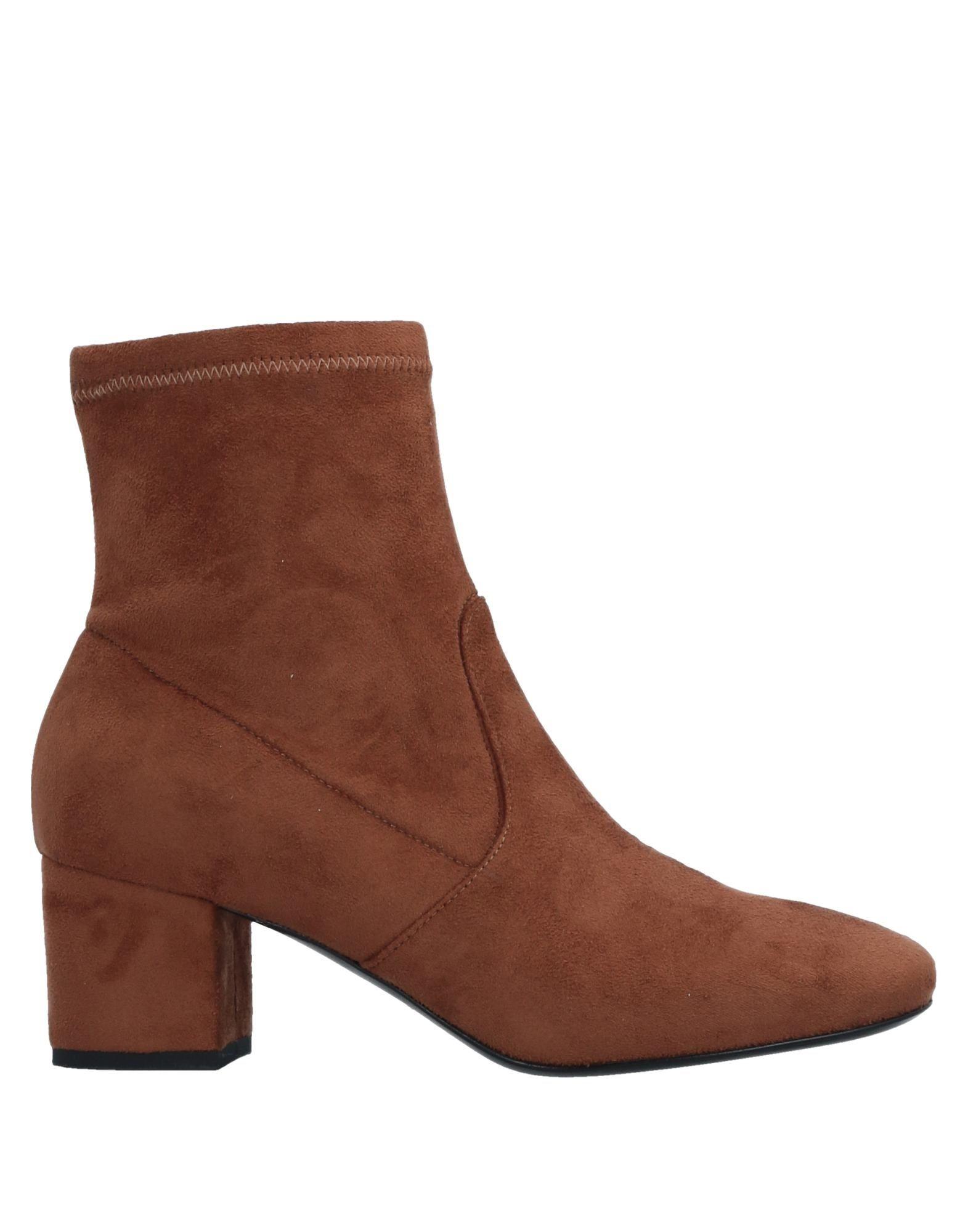 Carla G Leather Ankle Boots in Brown Lyst