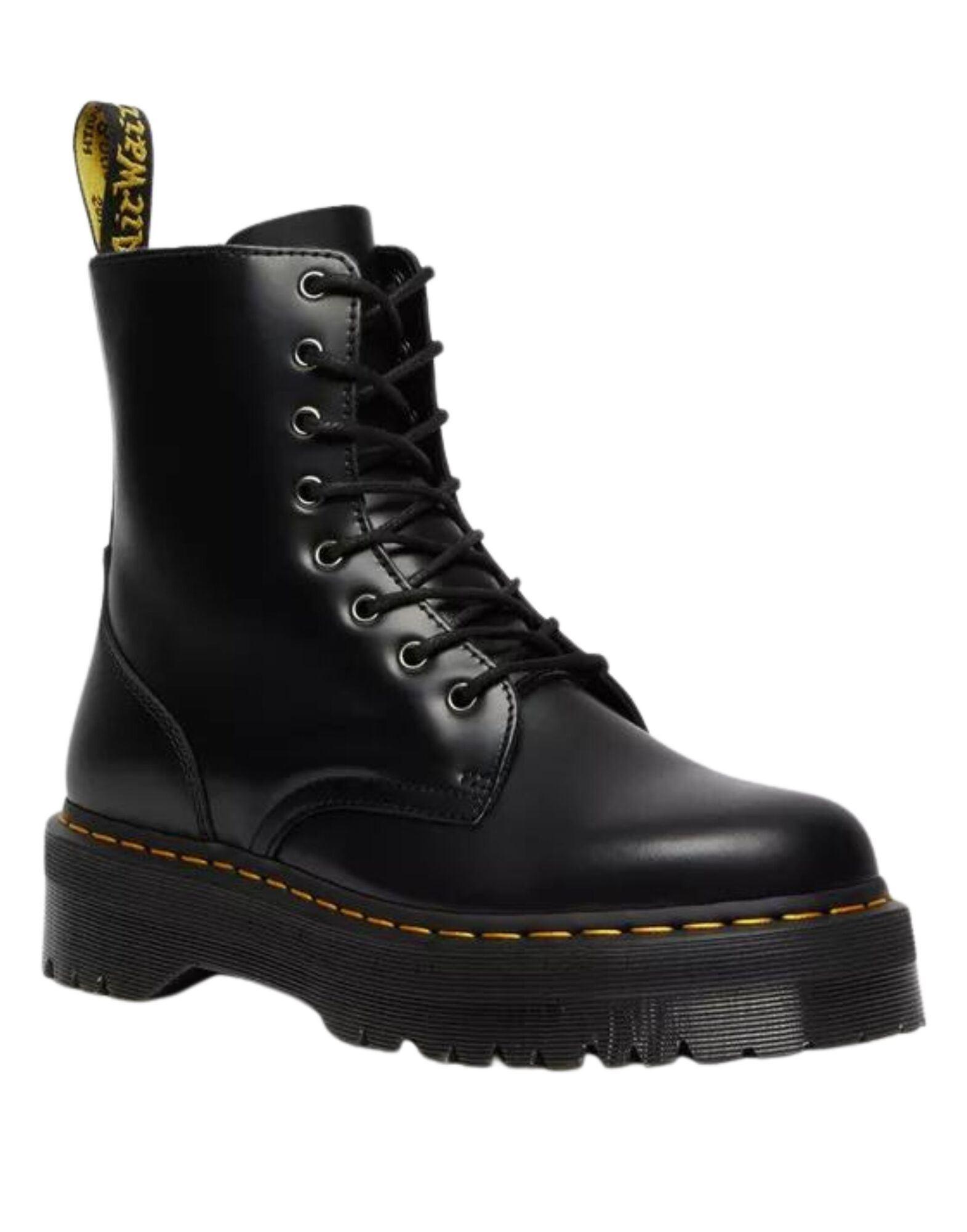 Dr martens 146 smooth snuggy mono black