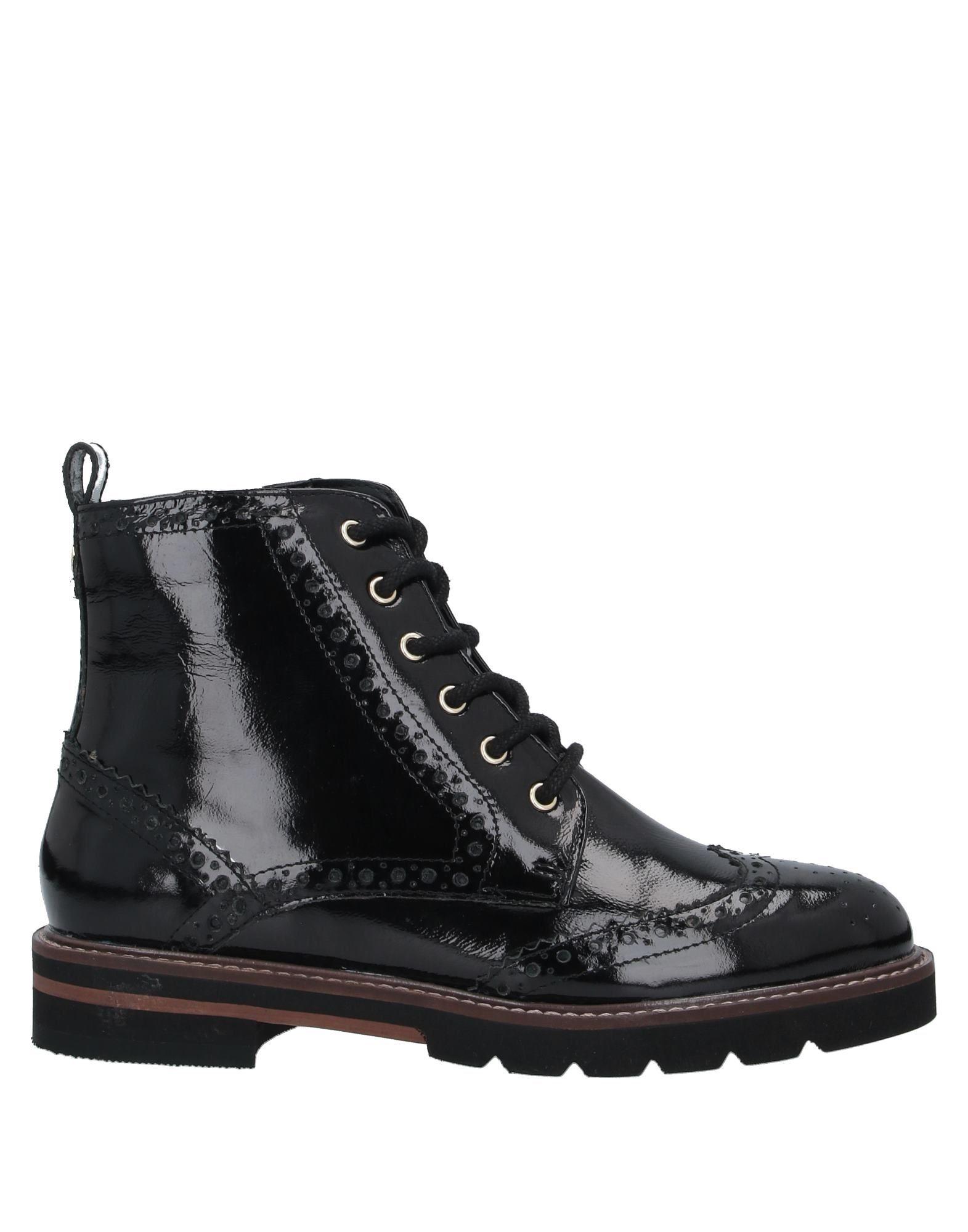 Carvela Kurt Geiger Leather Ankle Boots in Black - Lyst
