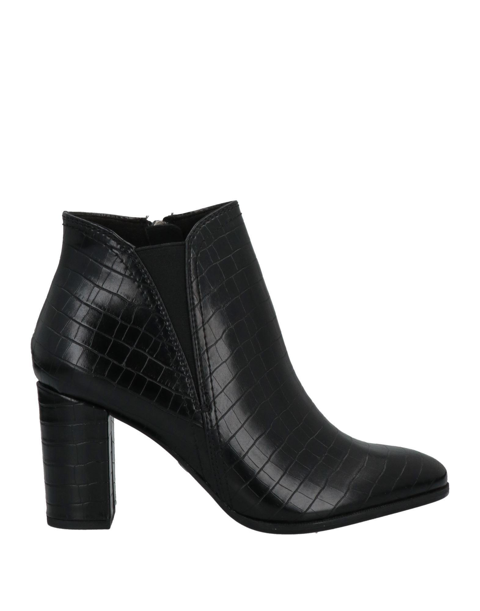 Tamaris Ankle Boots in Black | Lyst