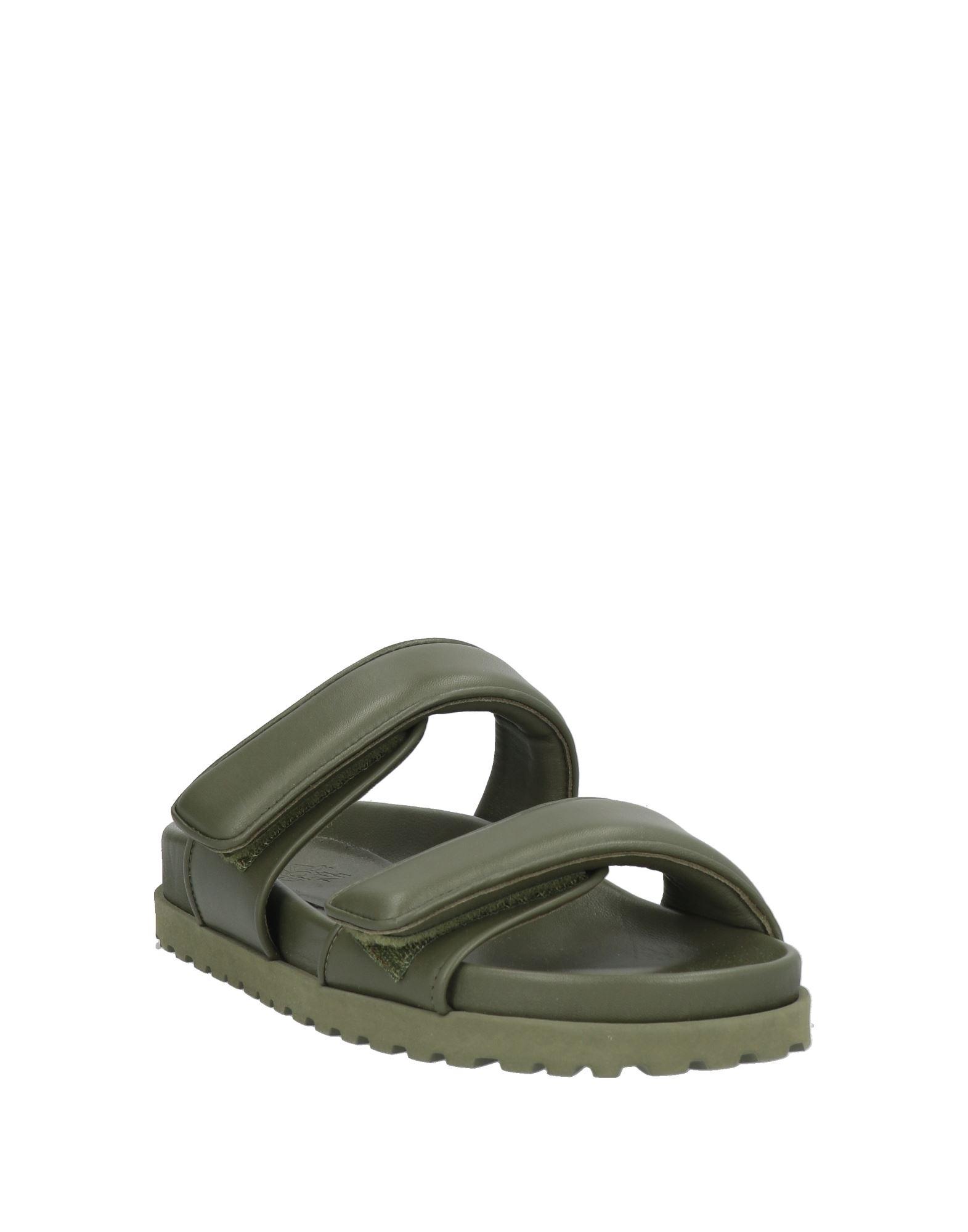 サンダル・ミュール GIA BORGHINI SS22 GIA 3 PUFFY SANDALS (GIA3_A201) Gia Borghini 3 Puffy Sandal Ivory Leather SS22 – LOZURI®