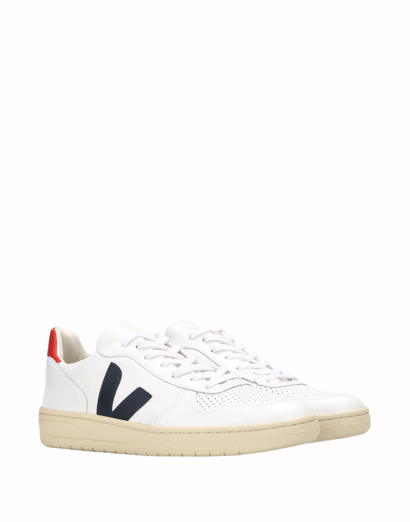 vejas all white