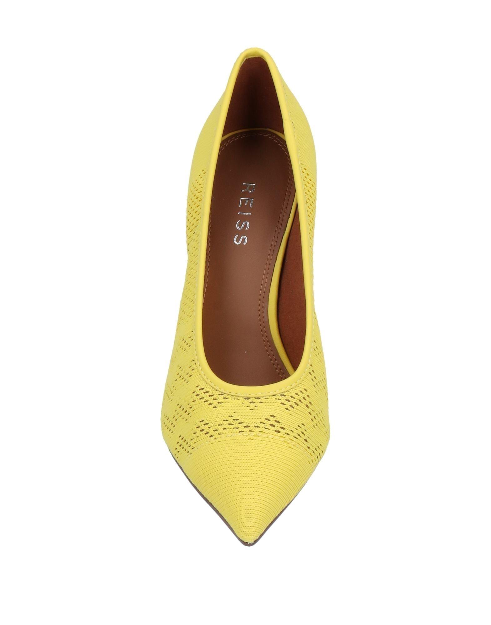 yellow pumps size 9
