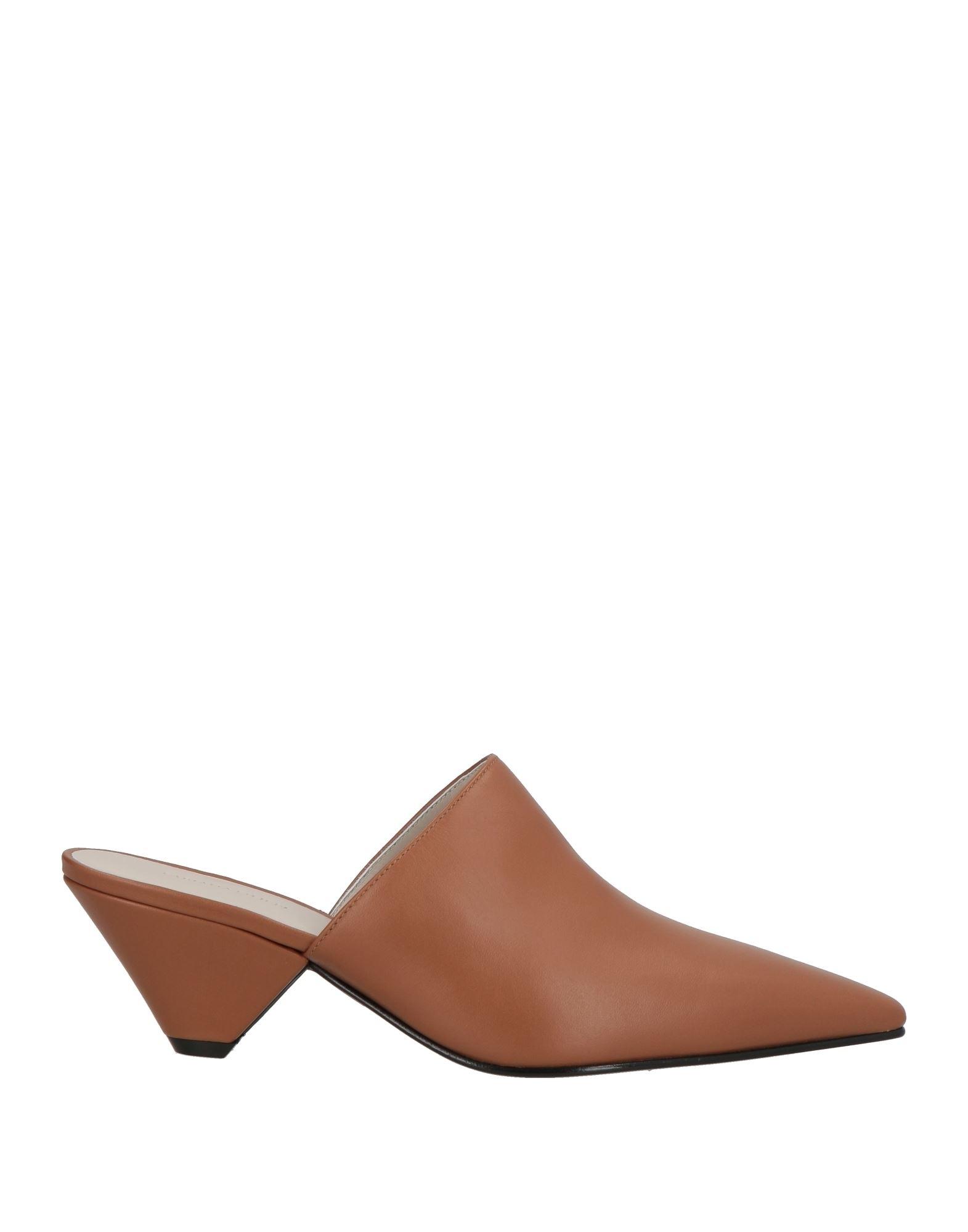 サンダル・ミュール FABIANA FILIPPI Sandal mules on heel and knot Fabiana Filippi Mule shoes for Women | Online Sale up to 86