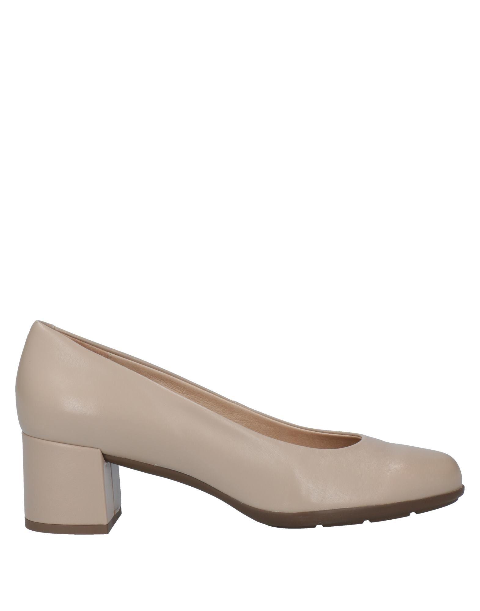 Geox Leather Pumps in Ivory (White) | Lyst