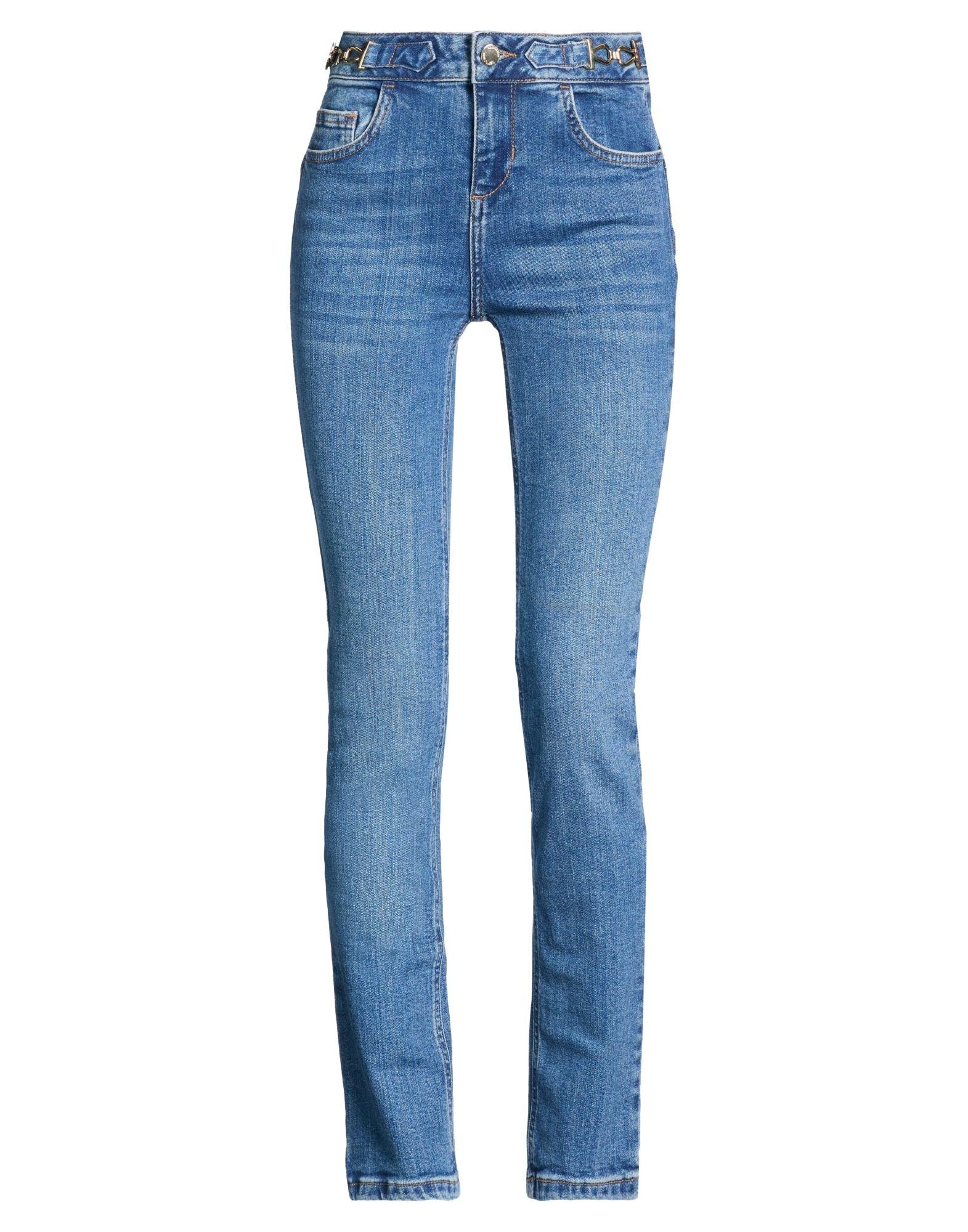 Bershka - Pantaloncini di jeans elasticizzati blu medio Bershka - Pantaloncini di jeans elasticizzati blu medio
