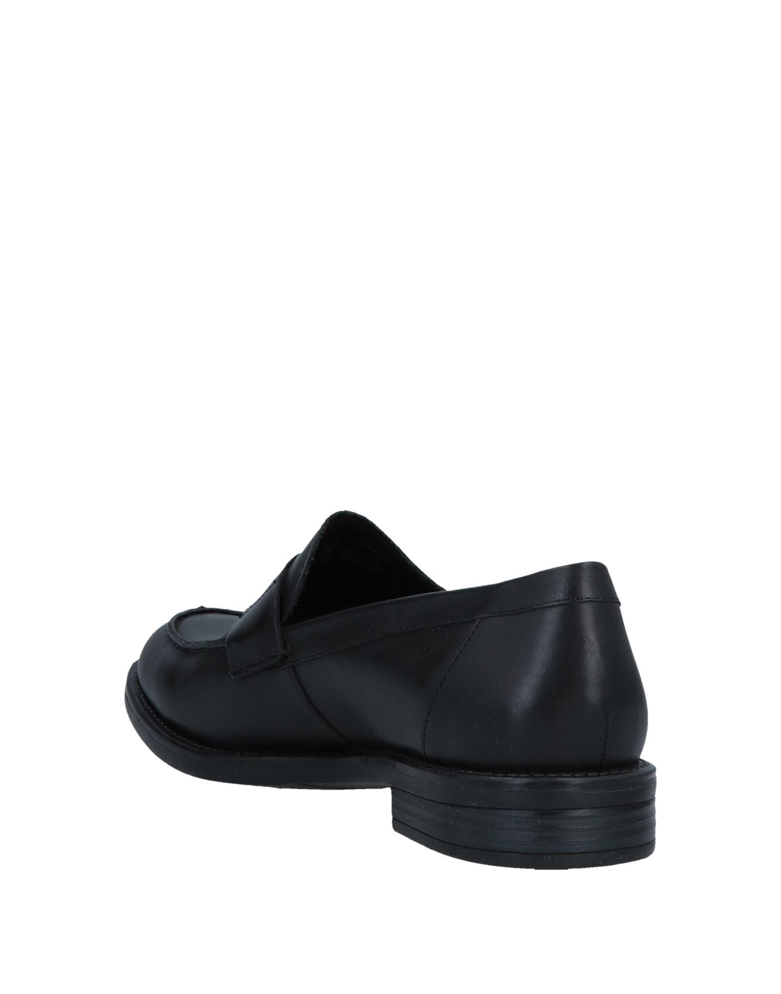 vagabond alex flat loafer in black