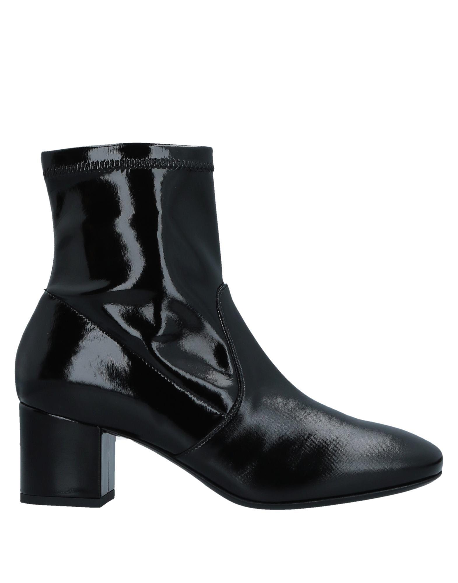 Carla G Ankle Boots in Black Lyst