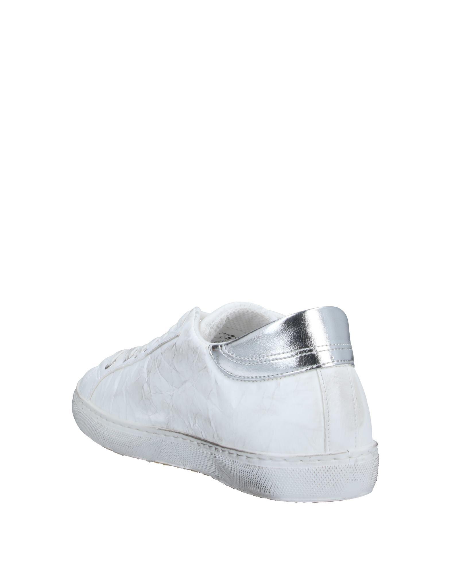 white low top mens shoes