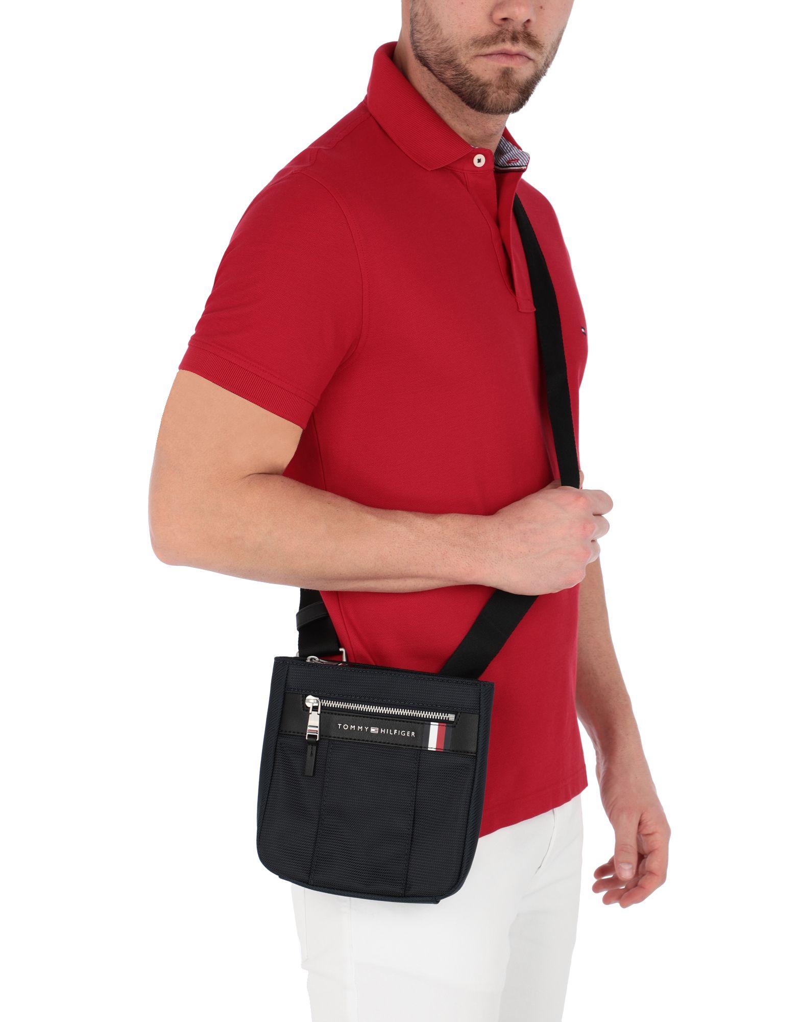 tommy hilfiger small shoulder bolsa