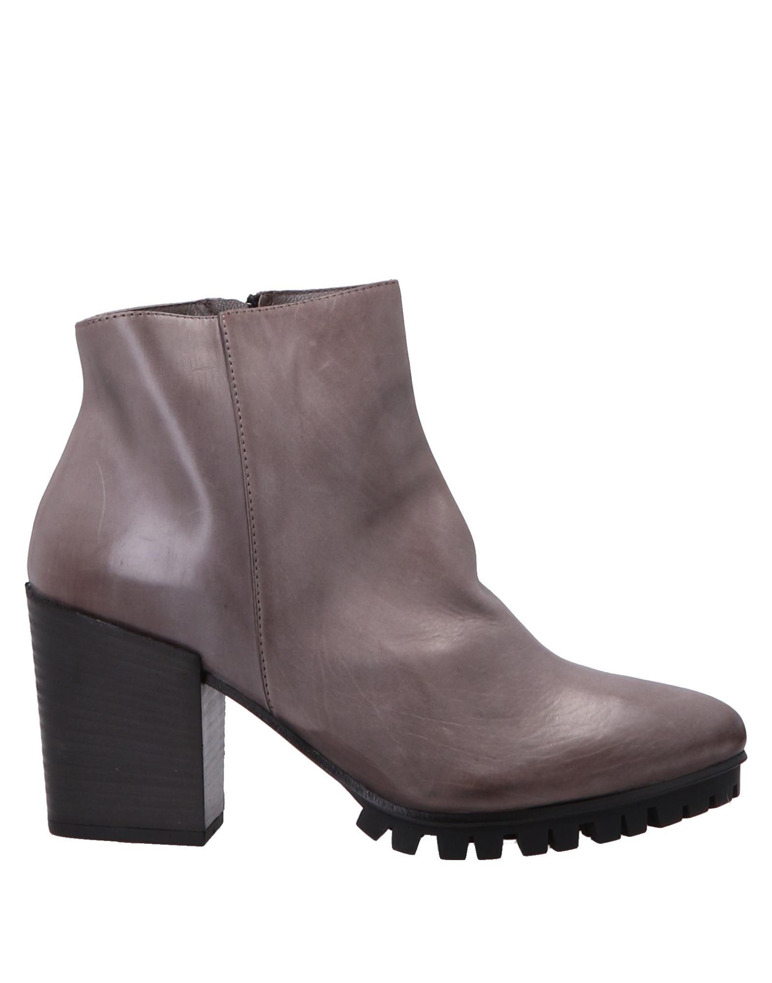 Vic Matié Leather Ankle Boots - Lyst