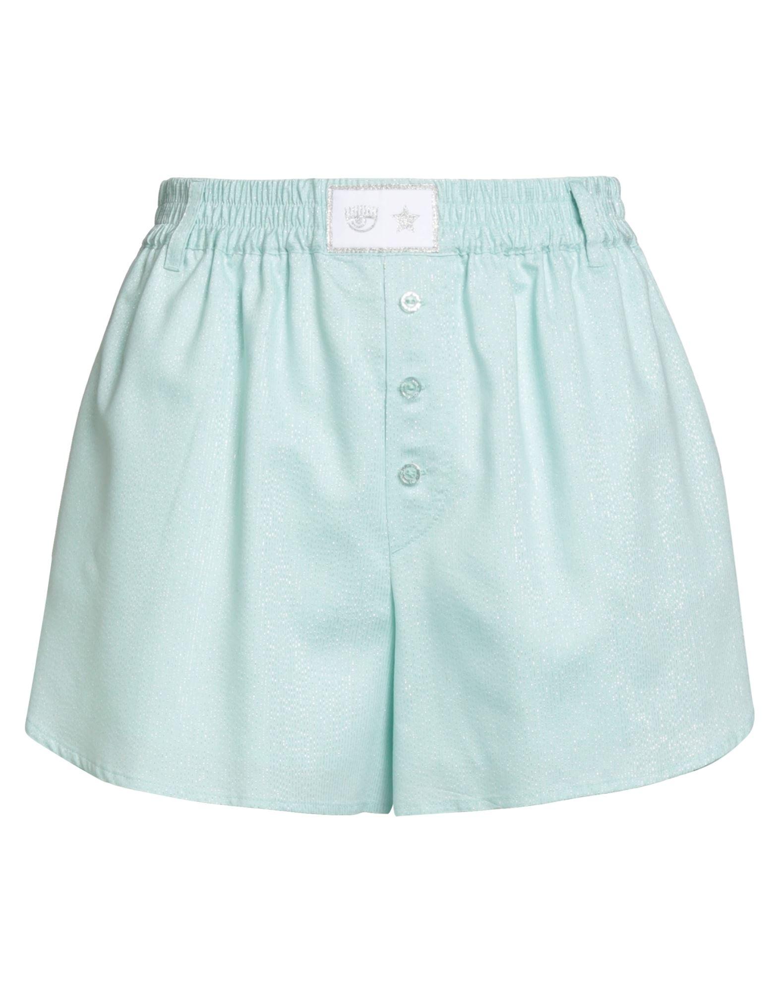 chiara-ferragni--Shorts-