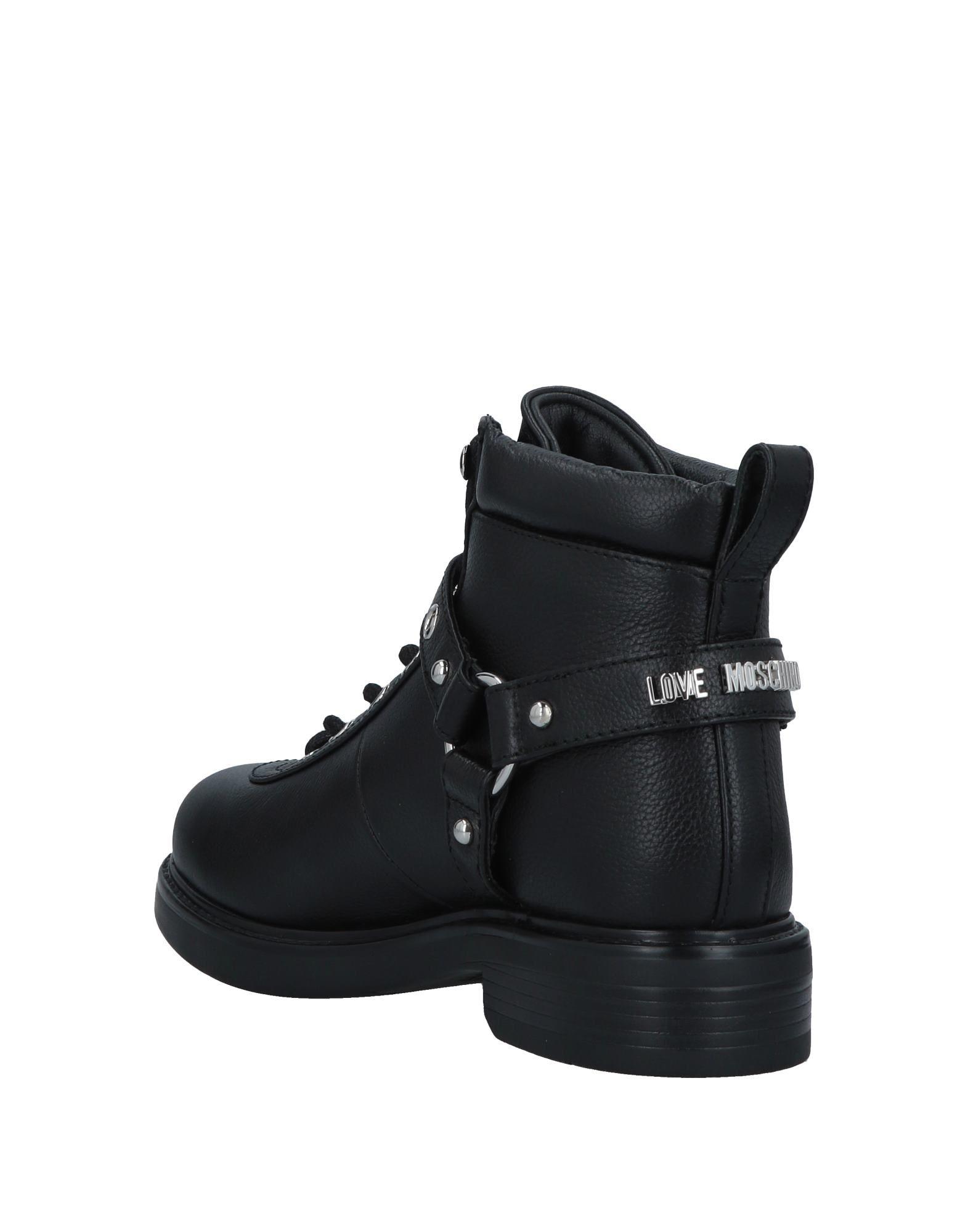 stiefel love moschino