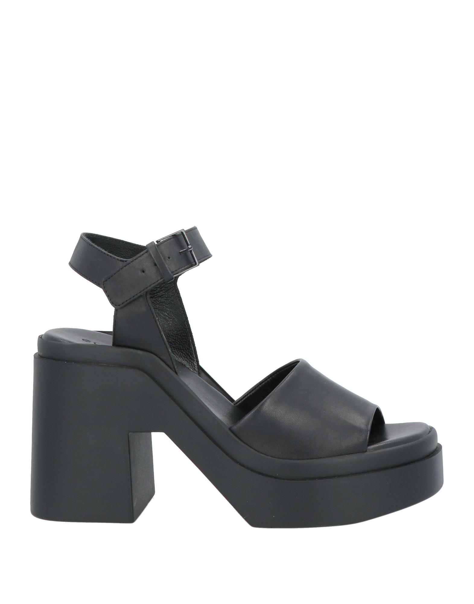 Robert Clergerie Sandals in Black Lyst