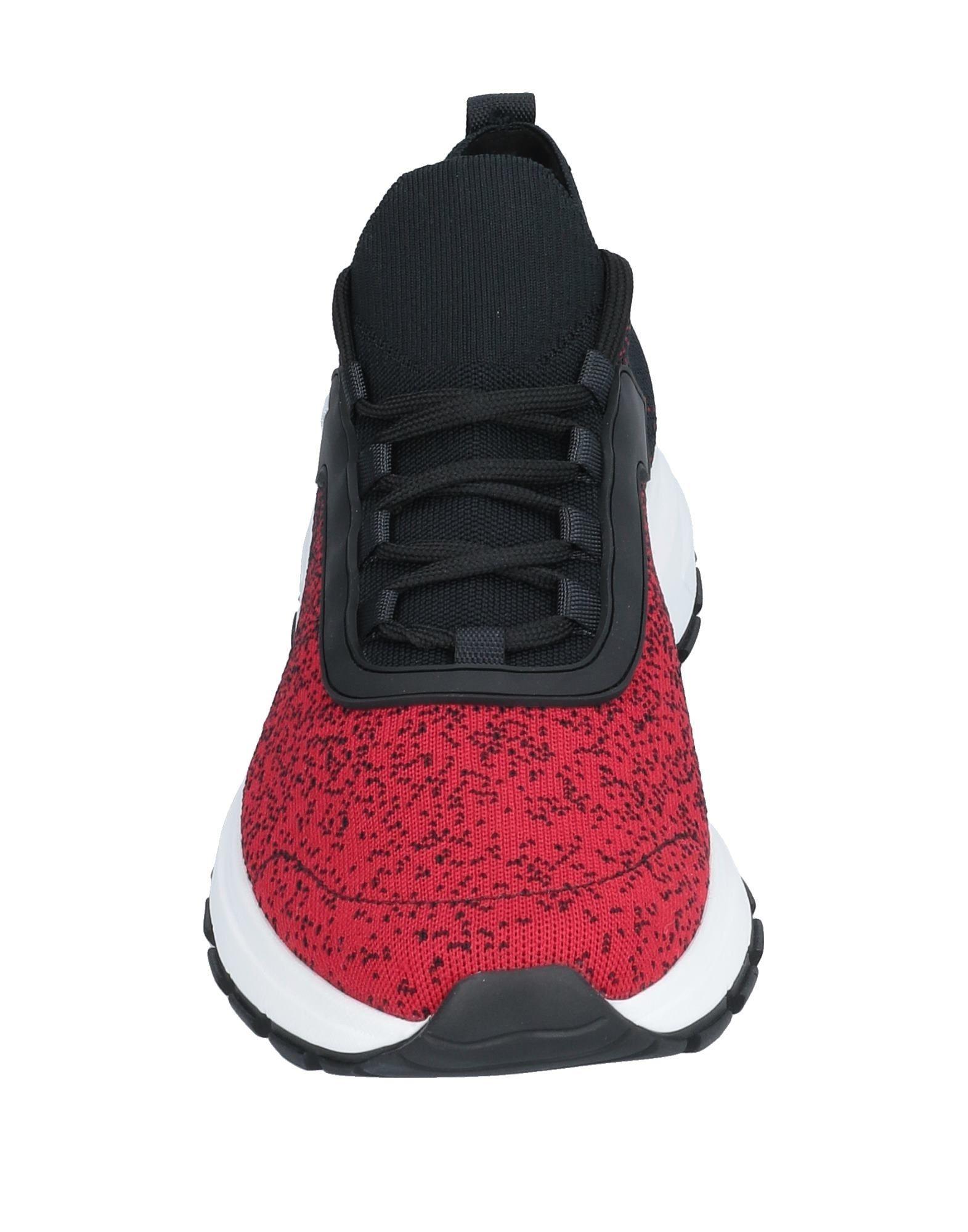 red prada runners