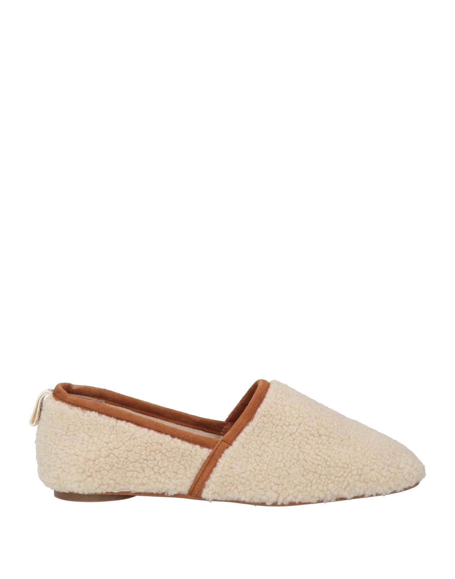 Castaner Loafer in Natural Lyst UK