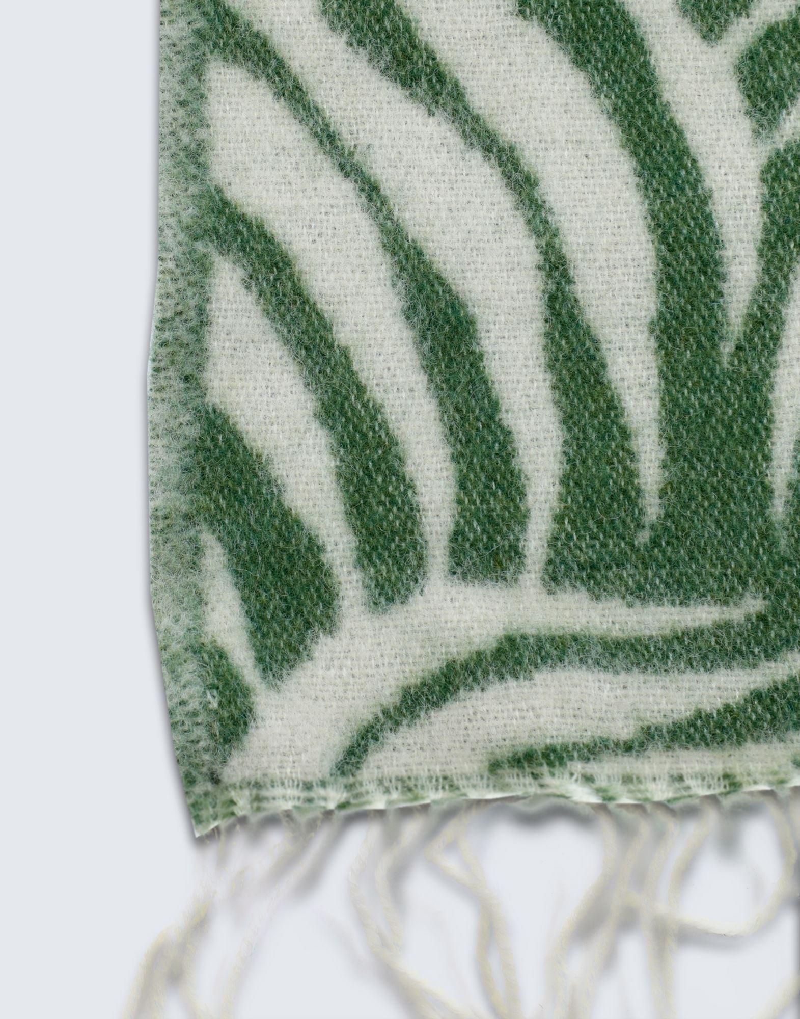 ARKET Blanket Or Cover in Green | Lyst