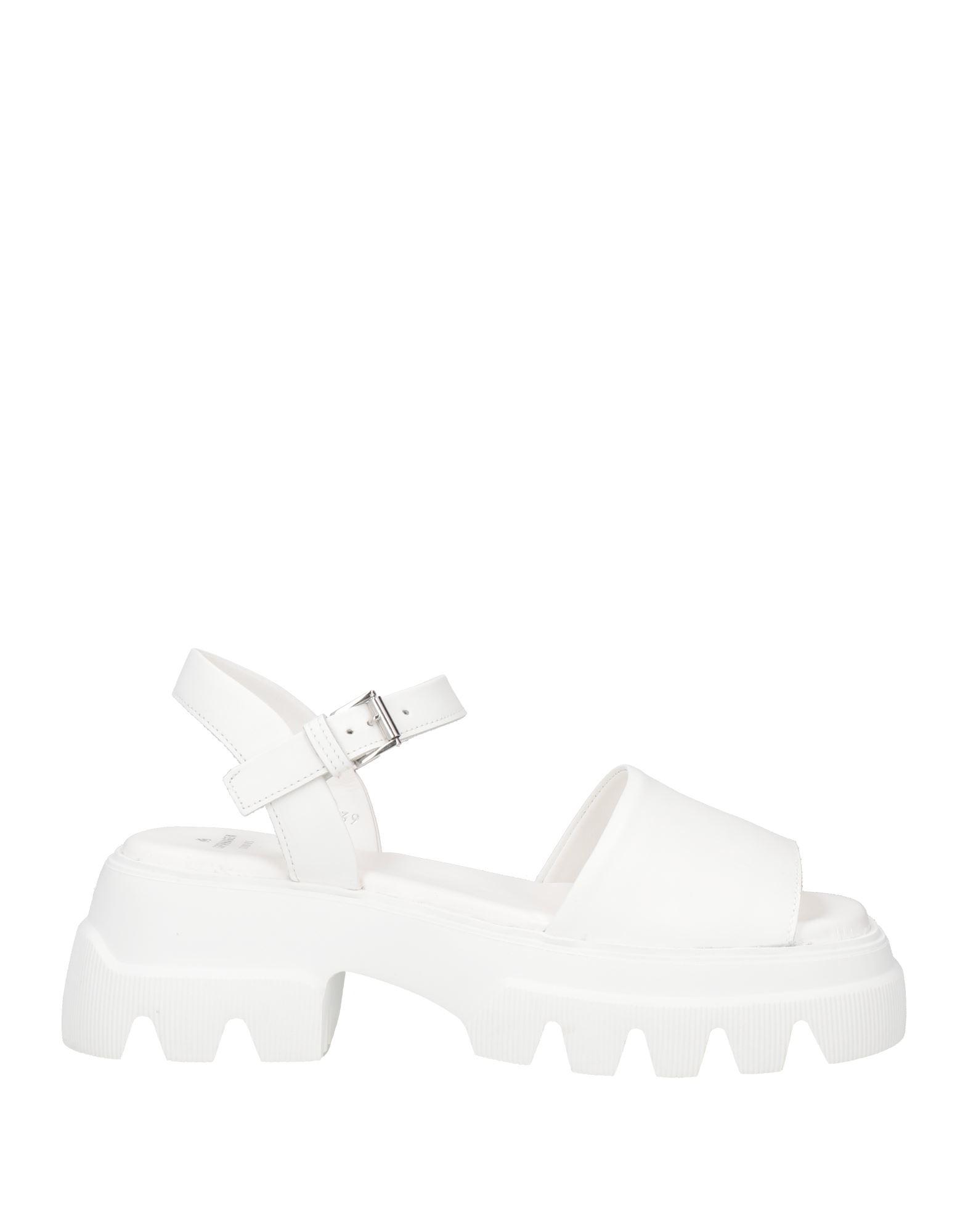 COPENHAGEN Sandals in White | Lyst