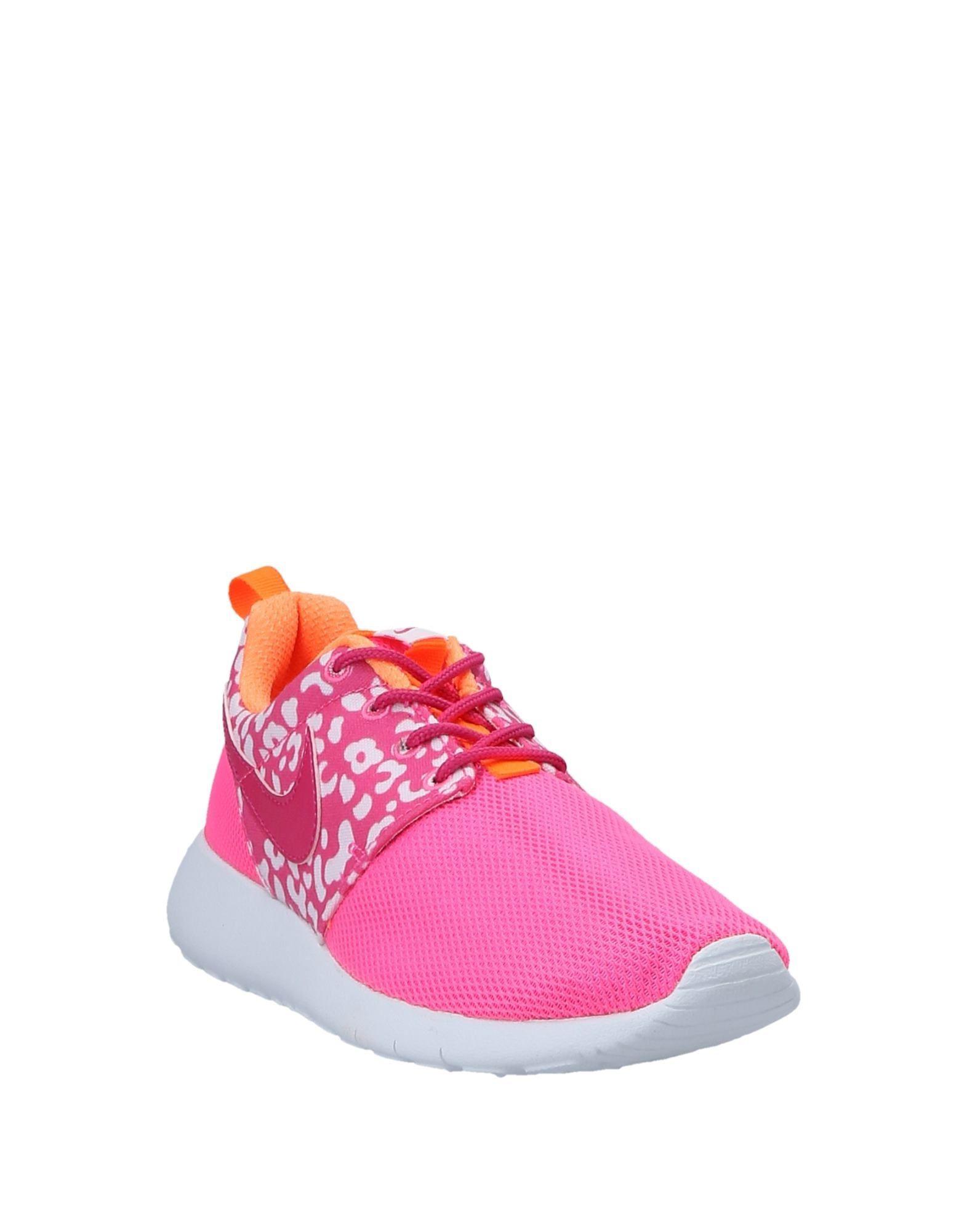 wide width shoes for teens