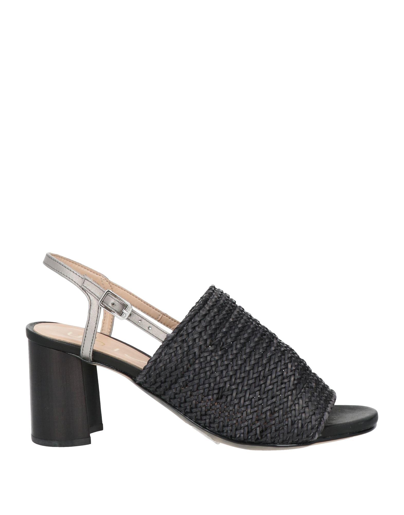 unisa sandals