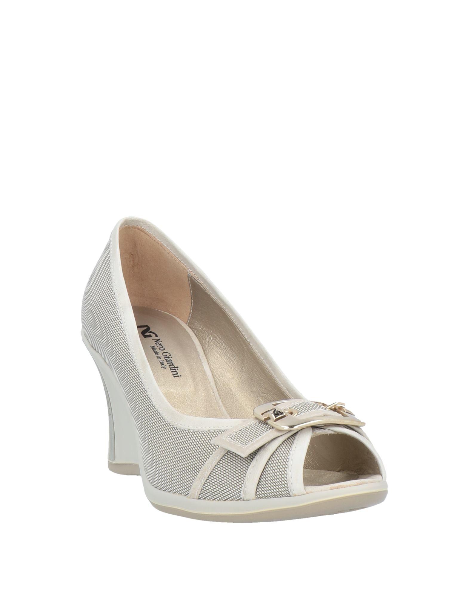 Ng Nero Giardini Canvas Pumps in Beige (Natural) - Lyst