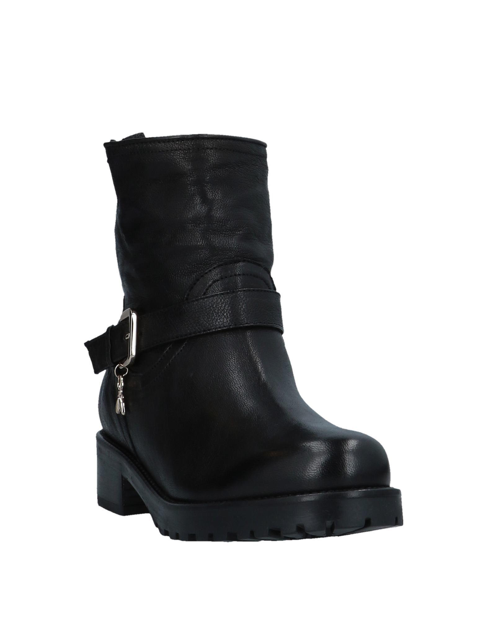 Patrizia Pepe Leather Ankle Boots in Black - Lyst