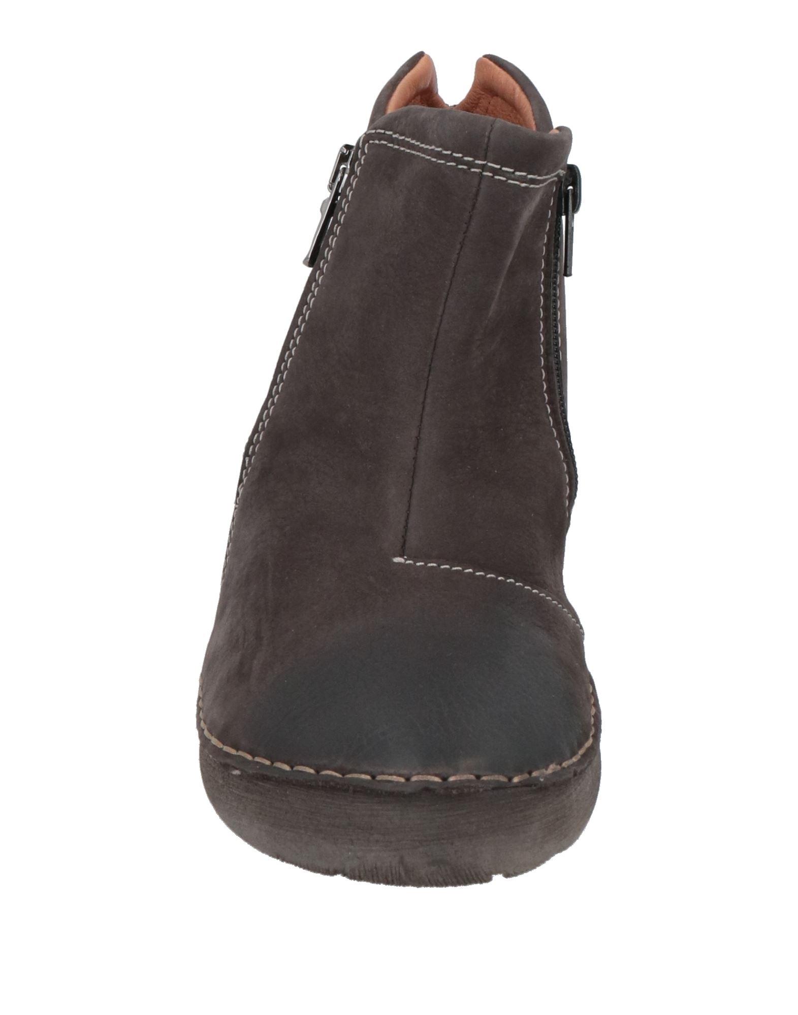 Josef Seibel Ankle Boots in Brown Lyst