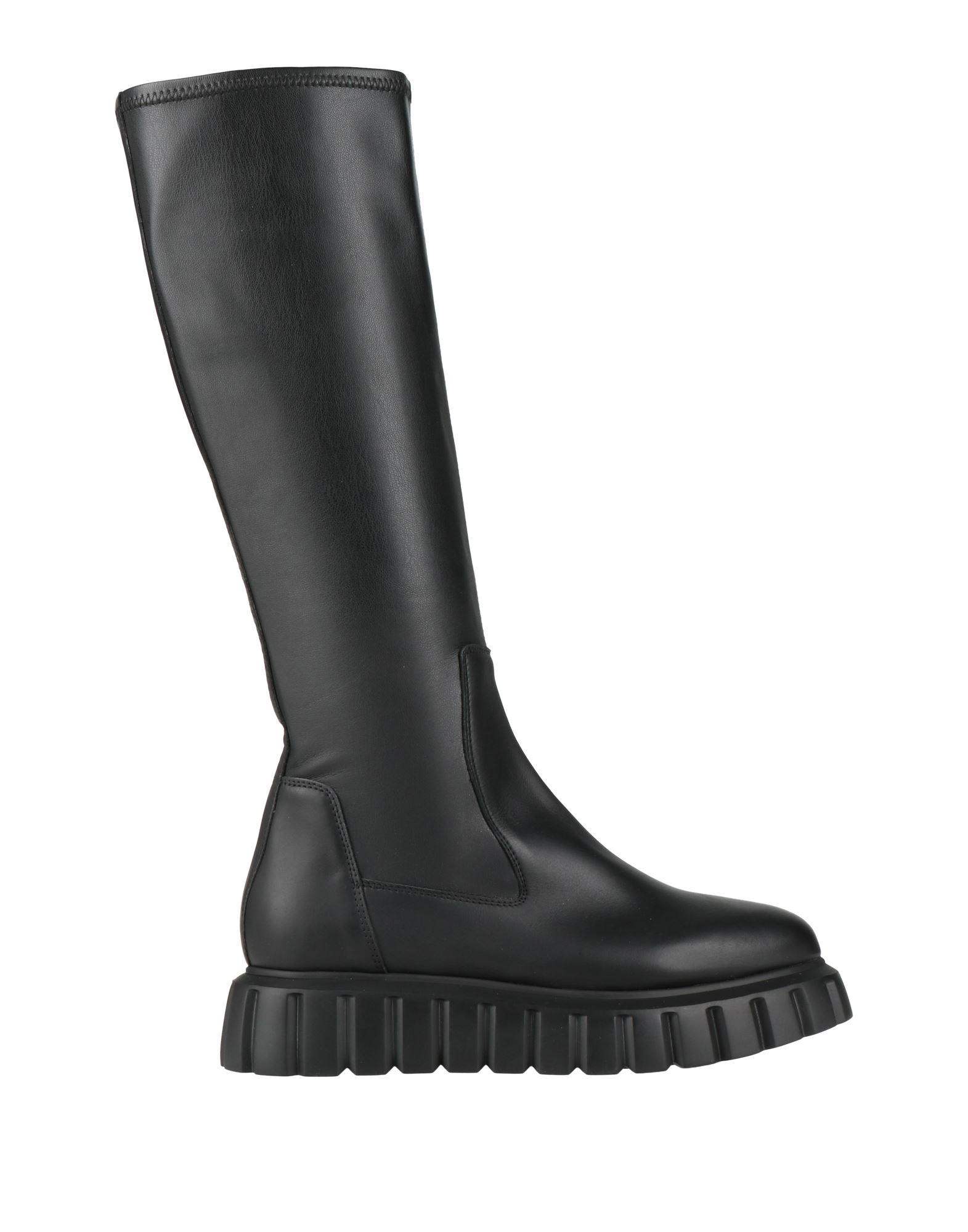 voile-blanche-Black-Boot-