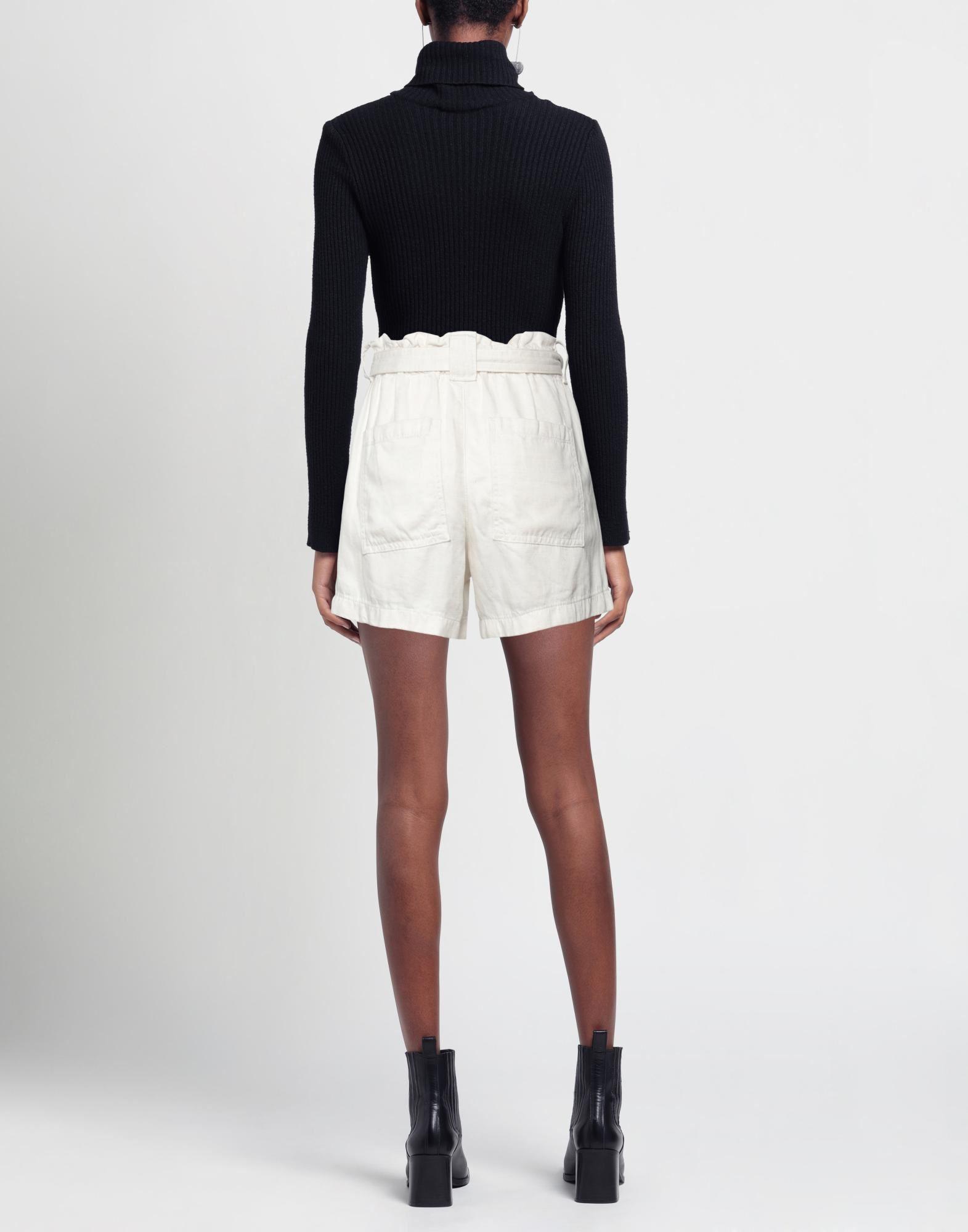 Pepe Jeans Shorts & Bermuda Shorts in Natural | Lyst