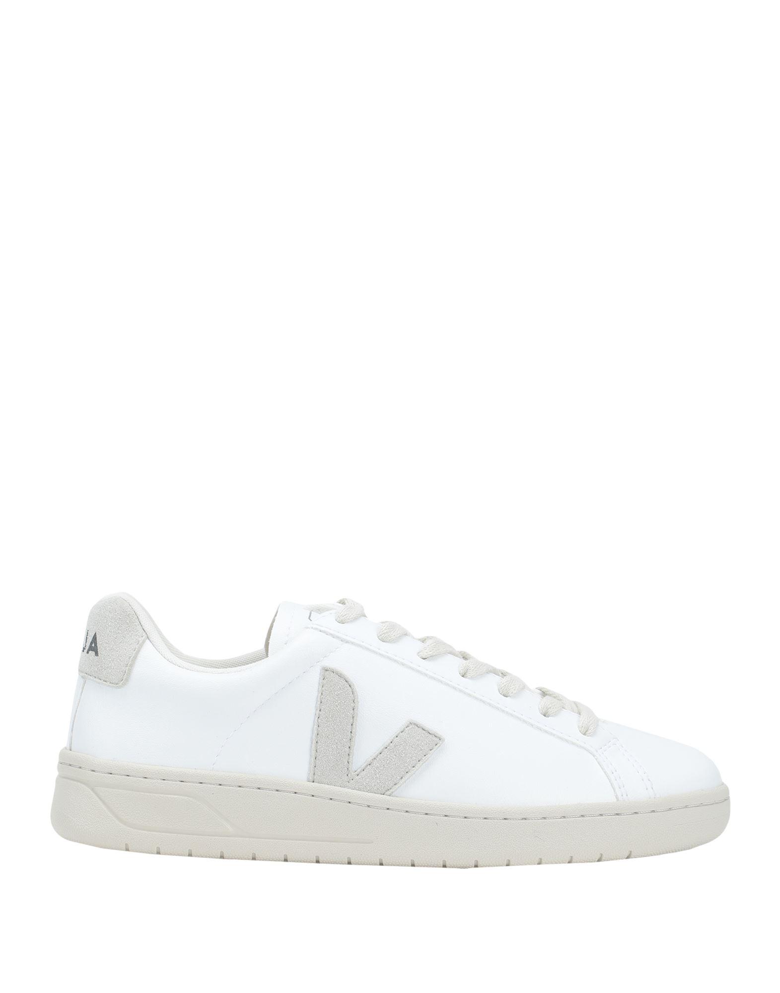 Veja Trainers in White | Lyst