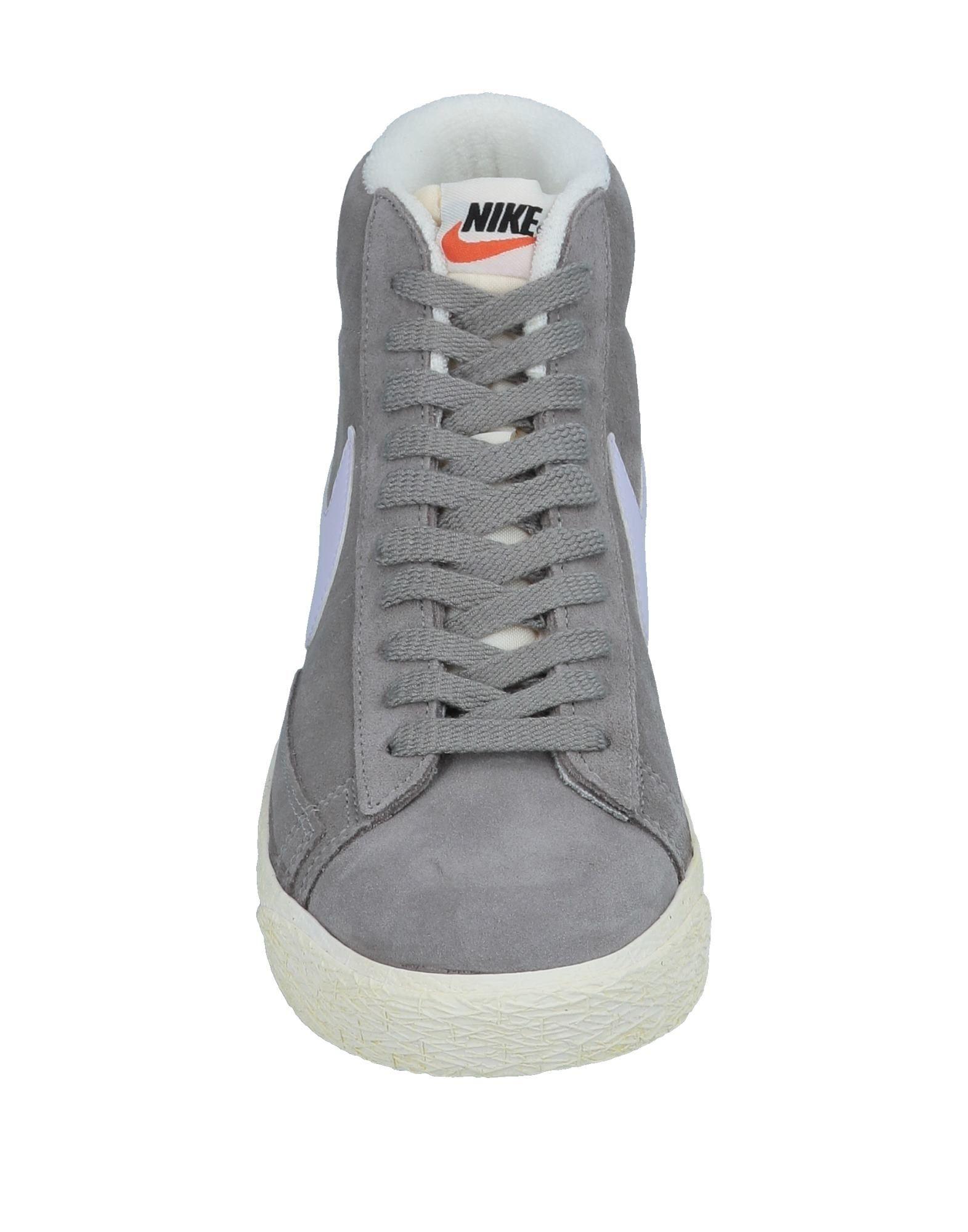 Nike Sneakers in Gray | Lyst