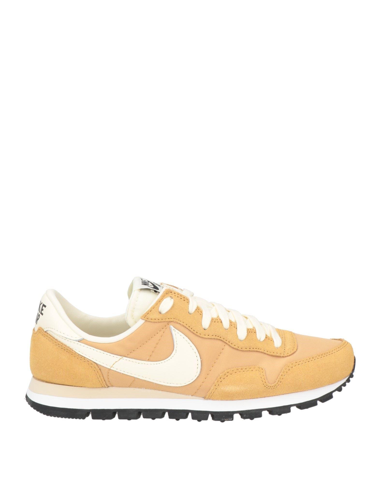 Nike Trainers in |