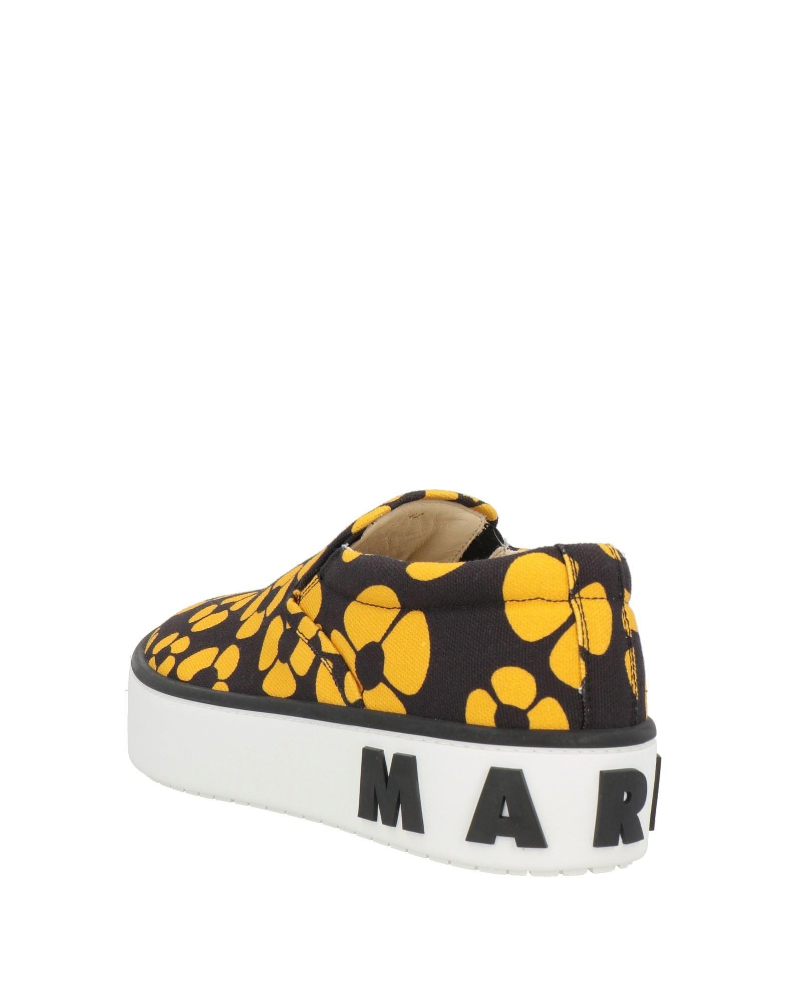 Carhartt trainers store