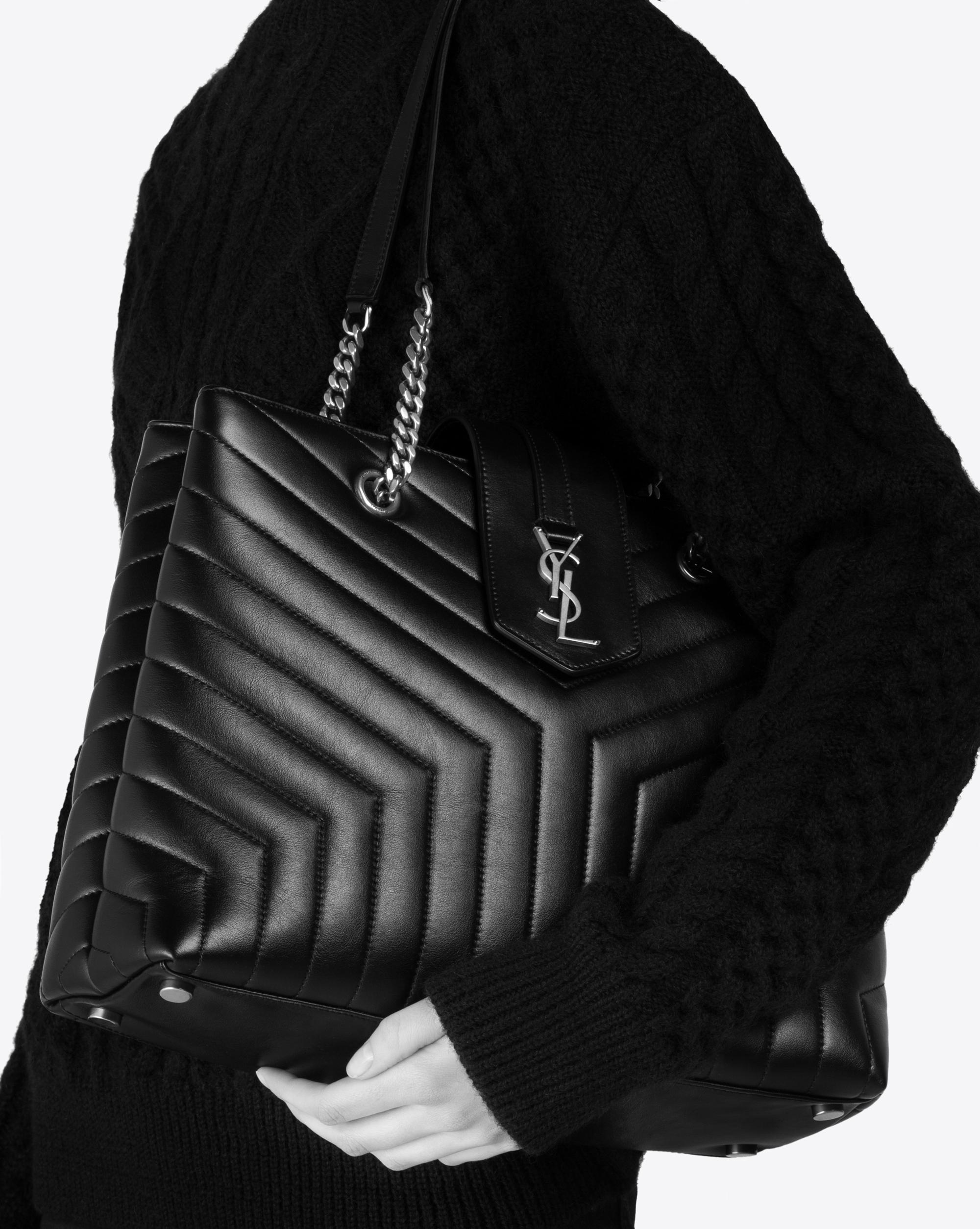 Loulou Large Leather Shoulder Bag in Black - Saint Laurent