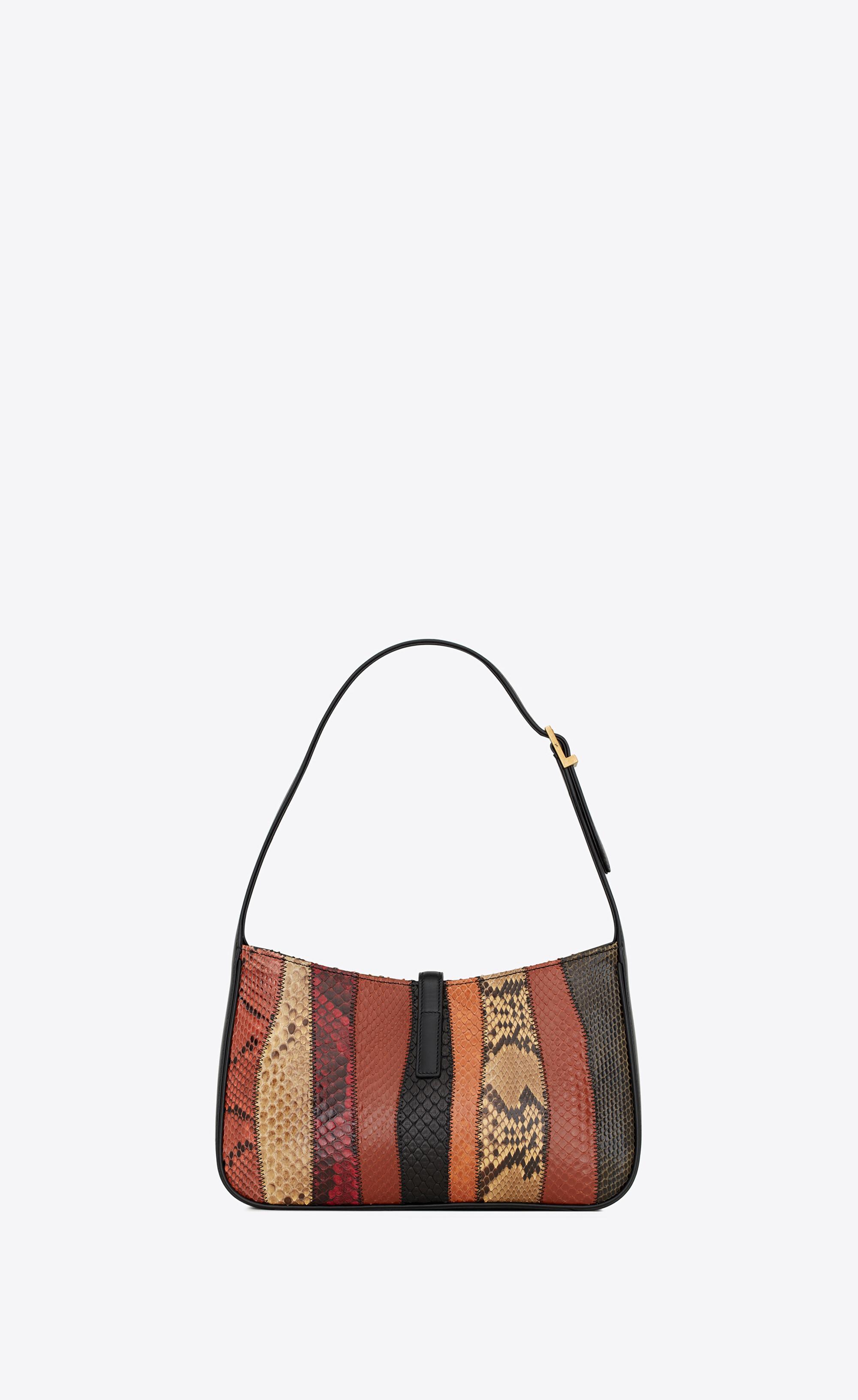 Le 5 à 7 hobo bag en patchwork de cuir lisse et python vintage Saint  Laurent en coloris Noir | Lyst
