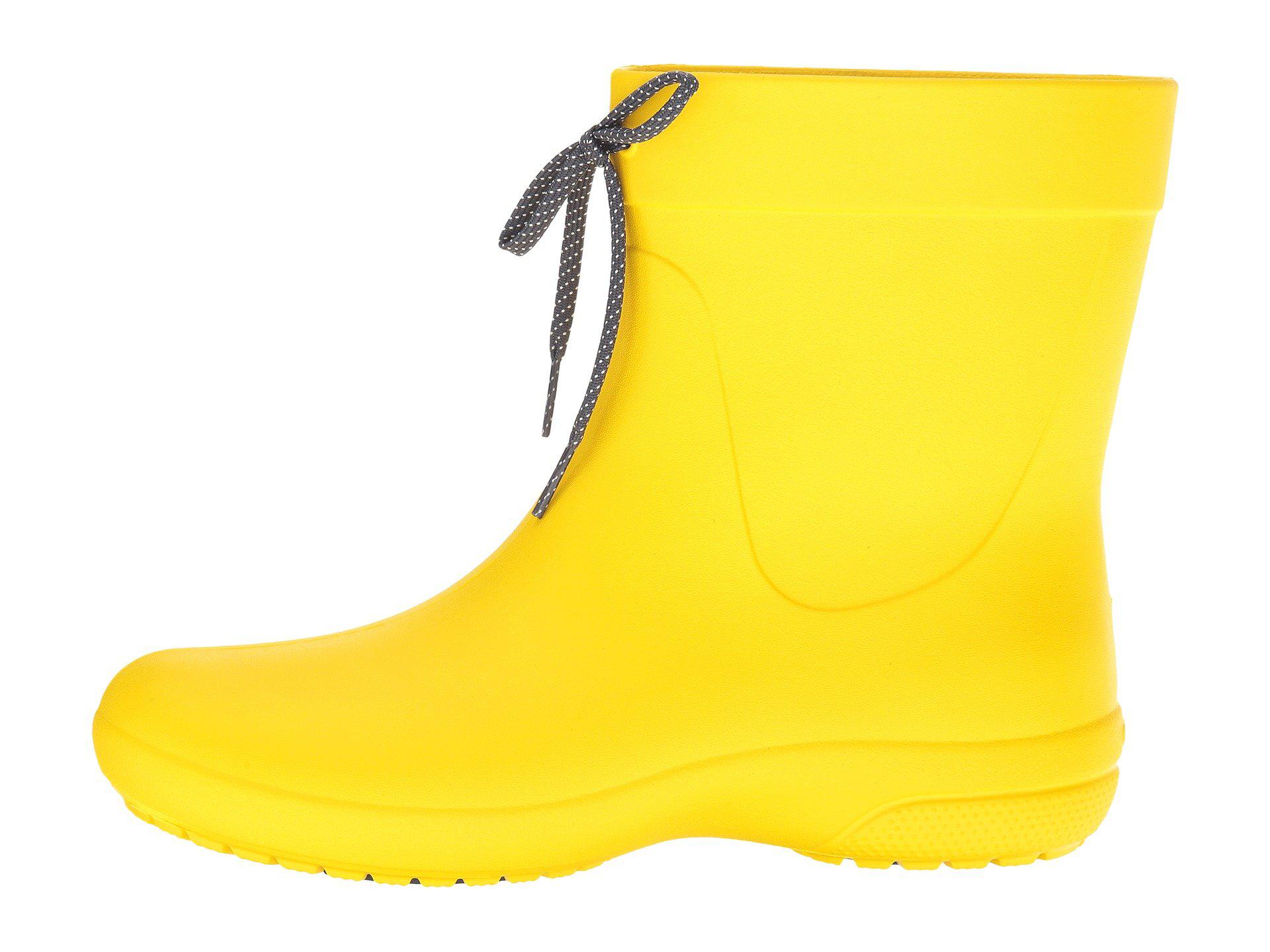 crocs womens freesail shorty rain boots