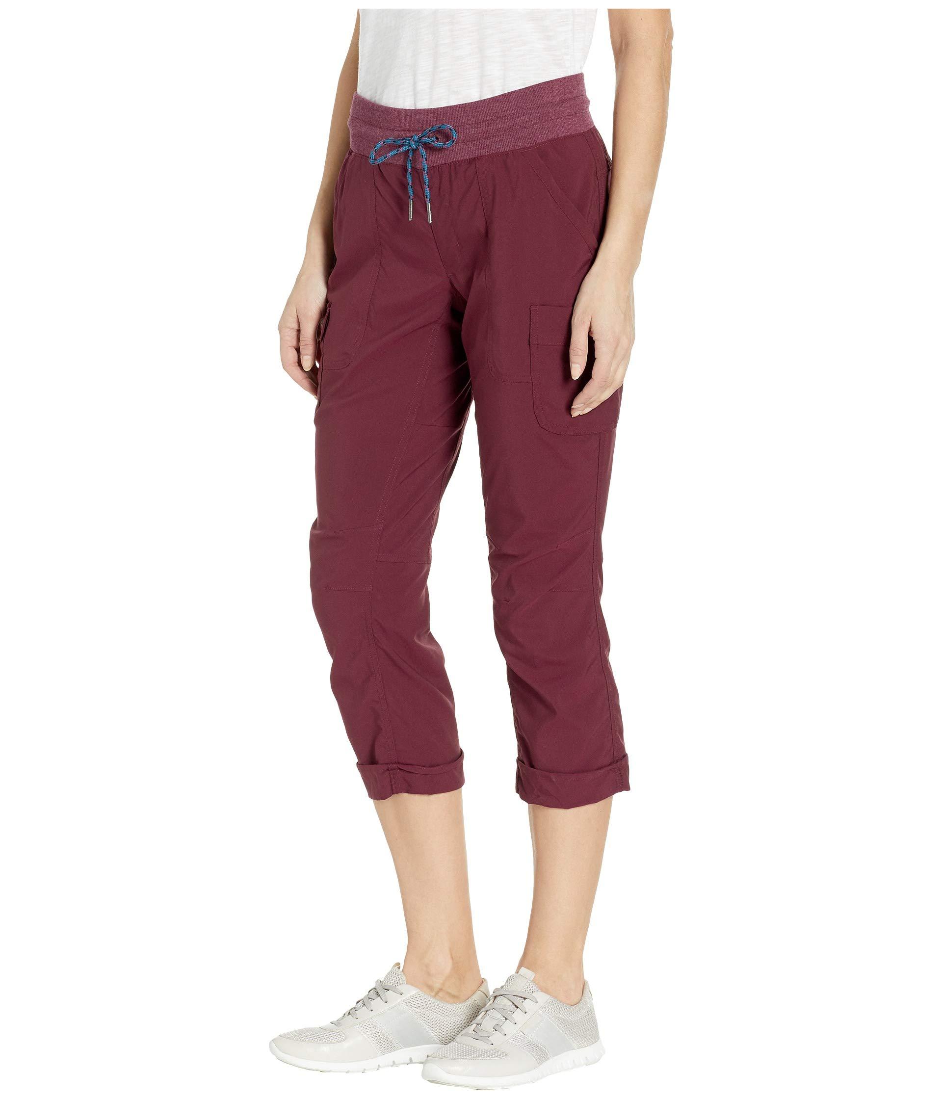 Columbia pull on capris Outlet
