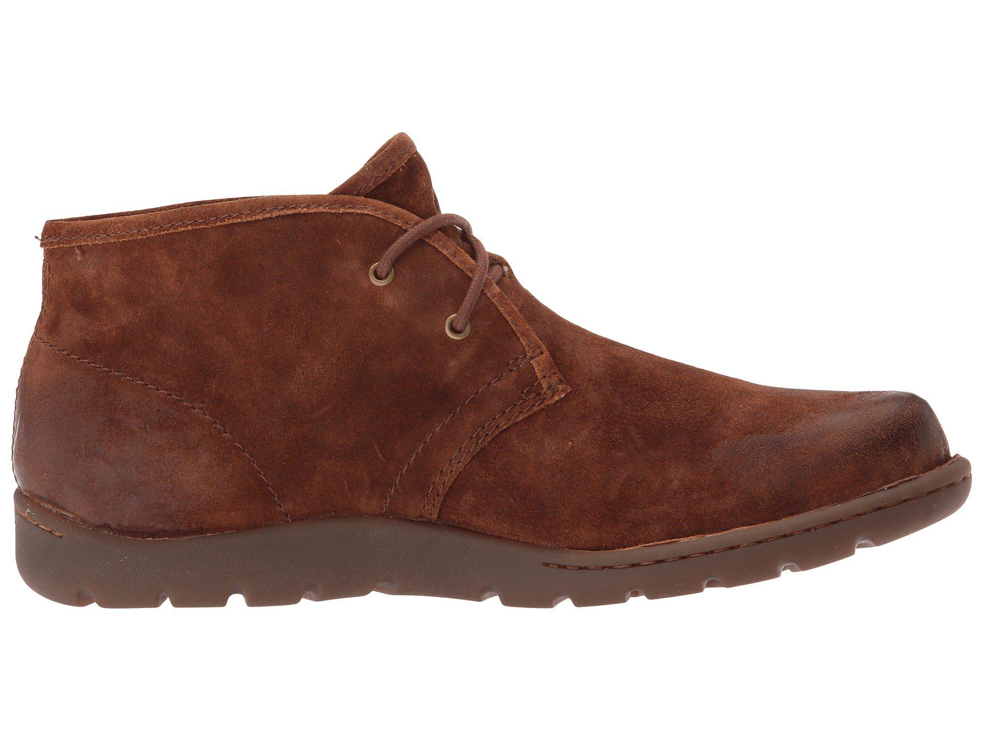 distressed chukka boots
