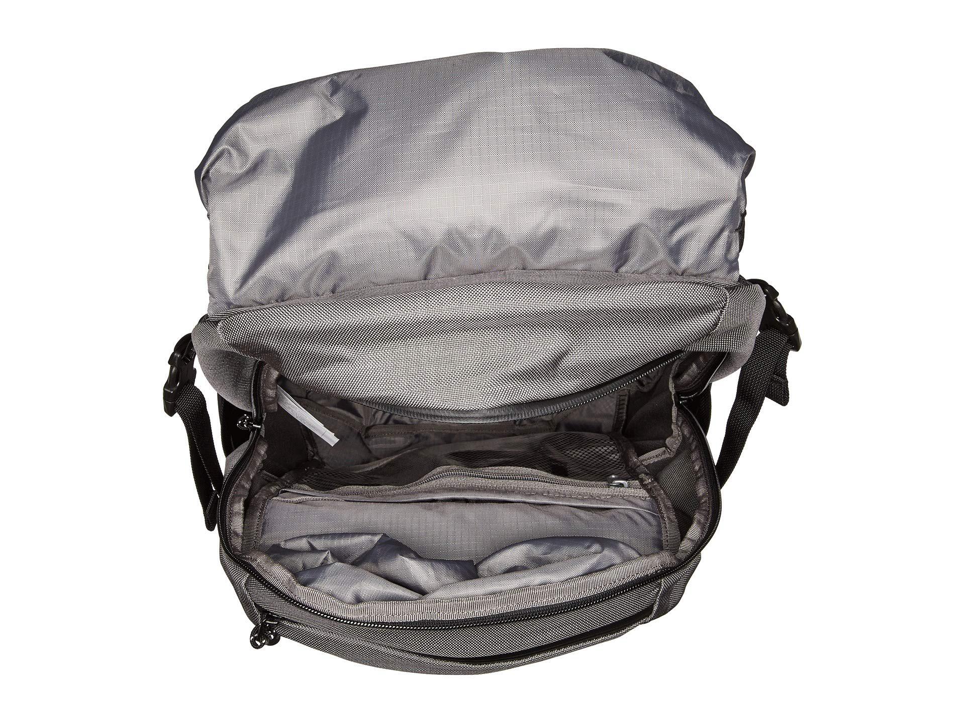 burton spruce pack