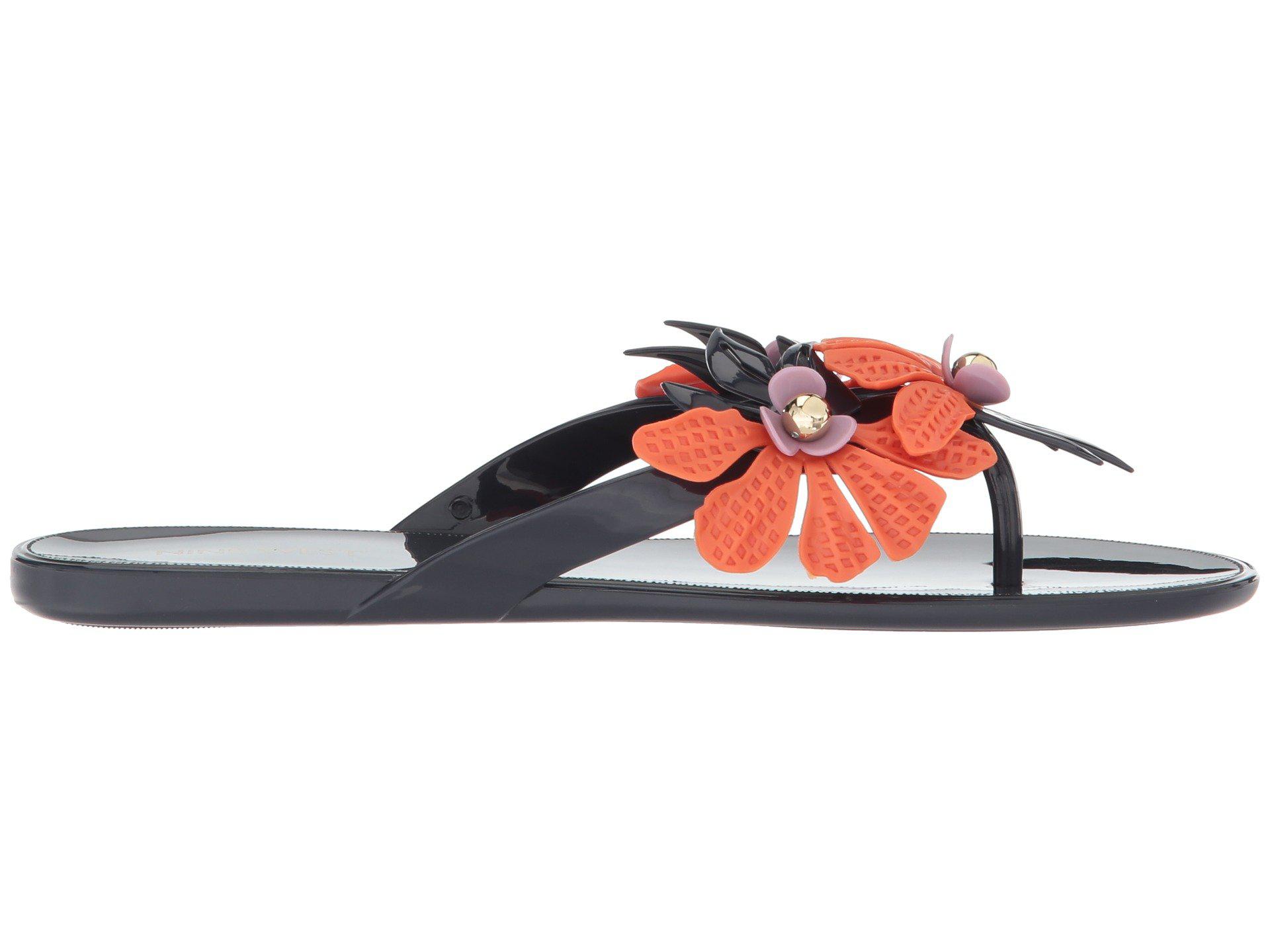 nine west macinee jelly sandals